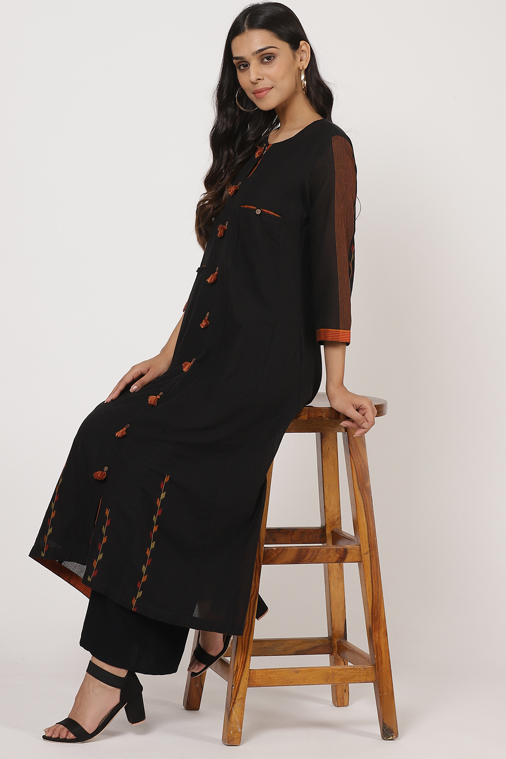 Black Cotton A-Line Yarndyed Kurta image number 0