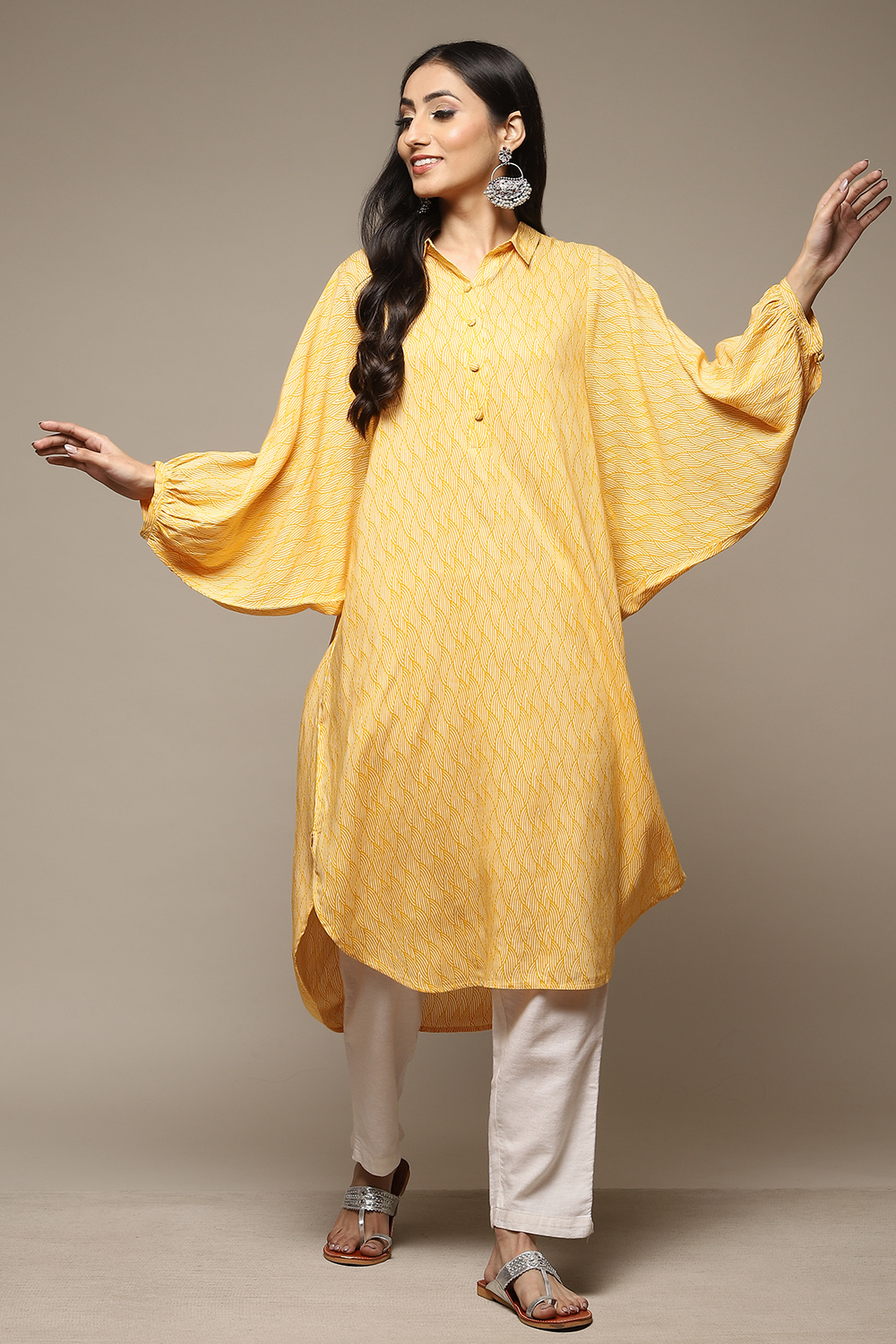 Yellow Rayon Straight Printed Kurta image number 4