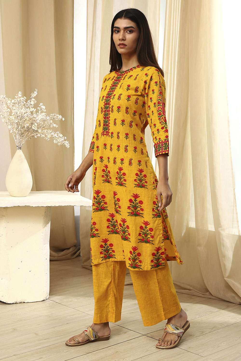 Yellow Pure Cotton Straight Kurta Set image number 3