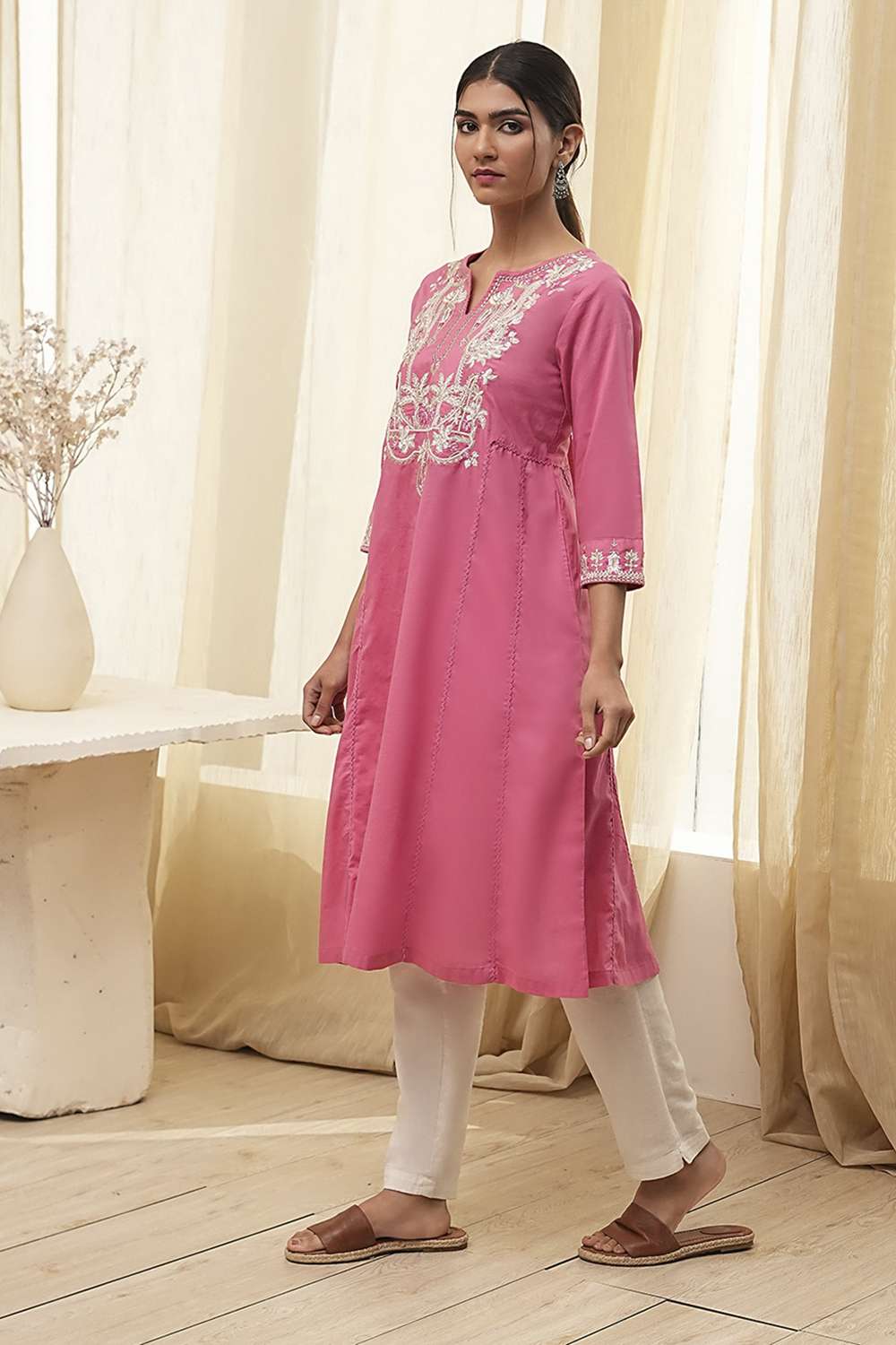 Pink Cotton Embroidered A-Line Kurta image number 2