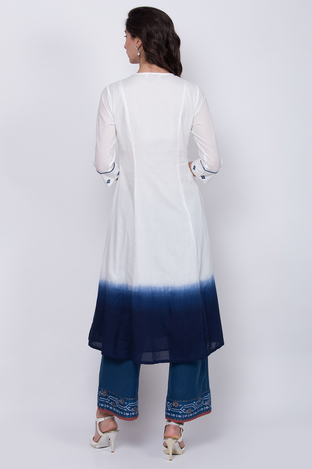 White And Indigo Cotton A-Line Kurta image number 5