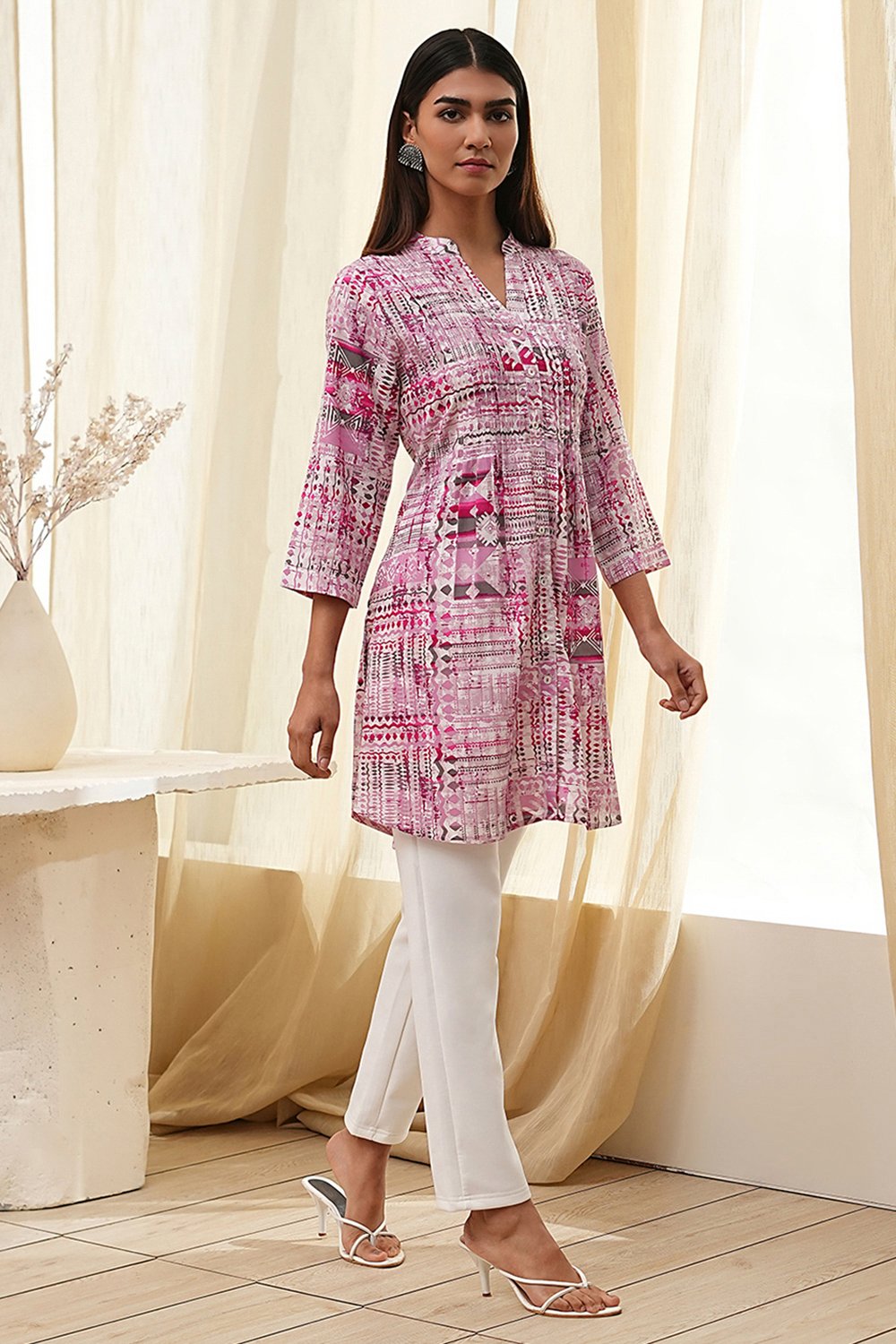 Pink Viscose Rayon Printed Short Kurta image number 4