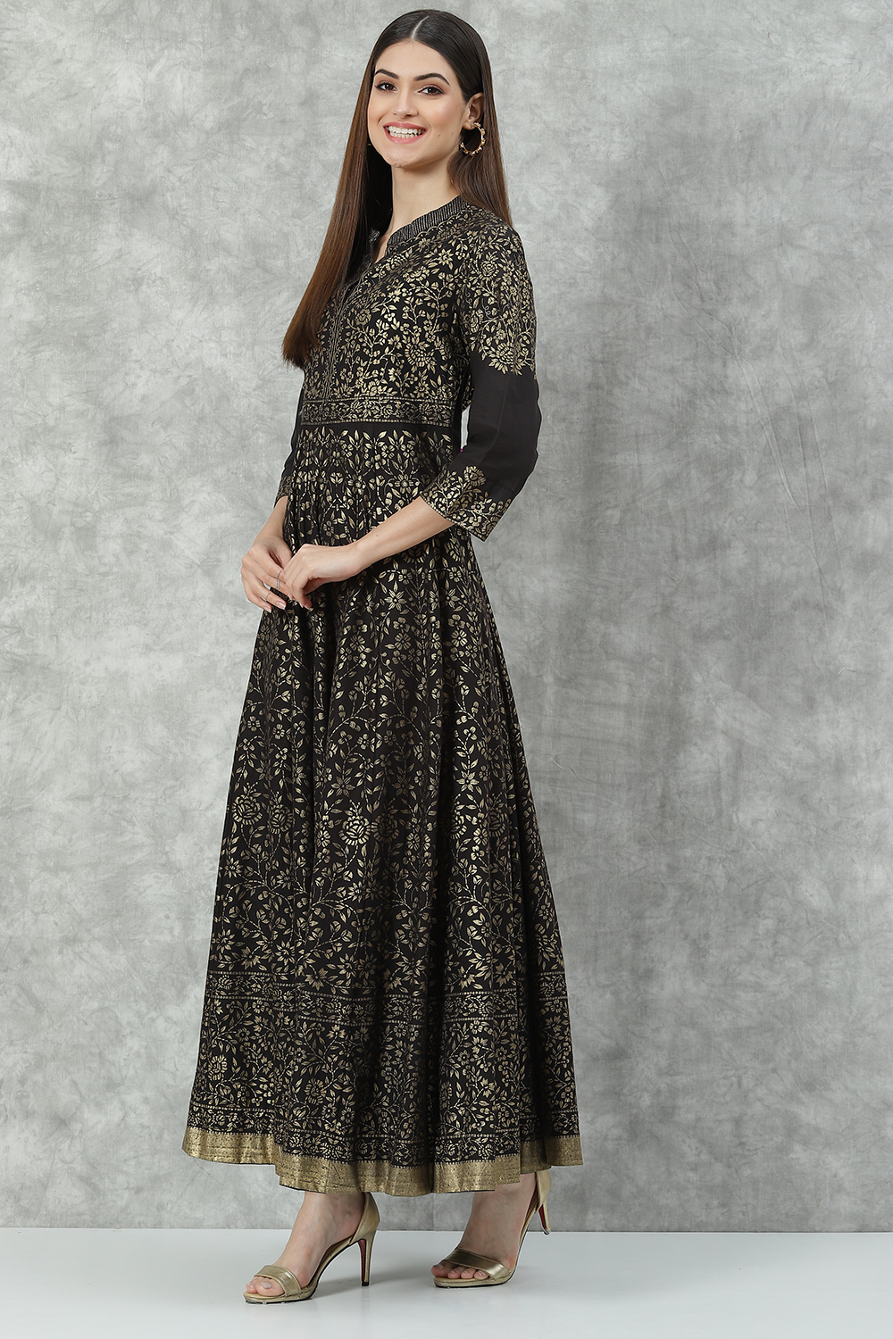 Black Cotton Flared Printed Dress image number 2