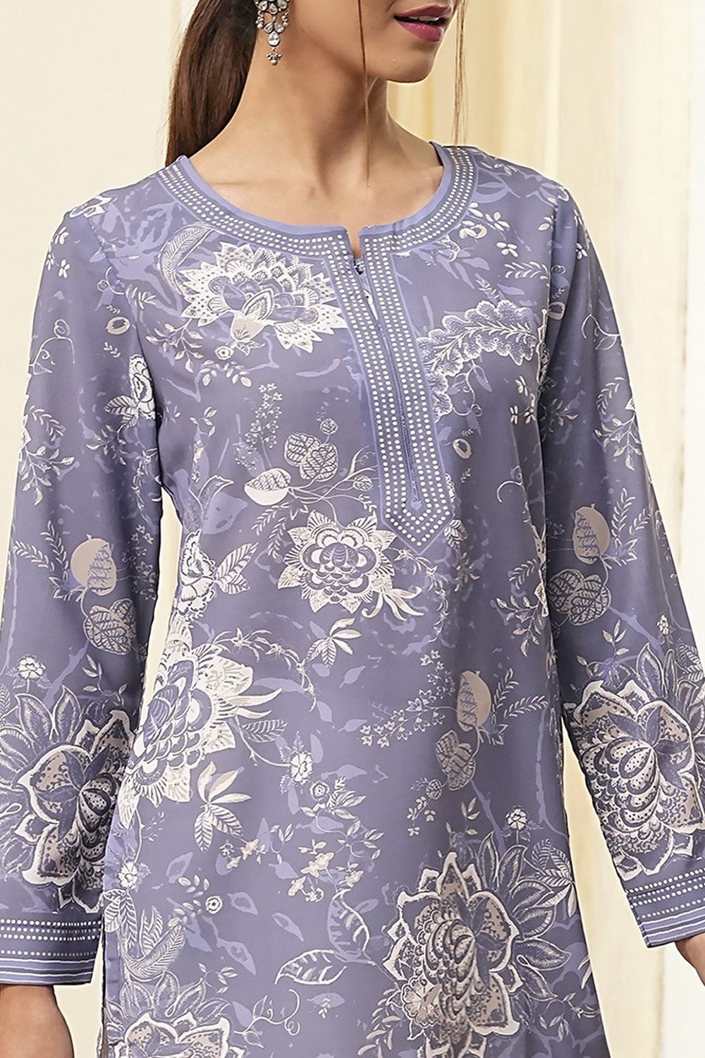Blue Floral Printed Short Straight Kurta image number 1