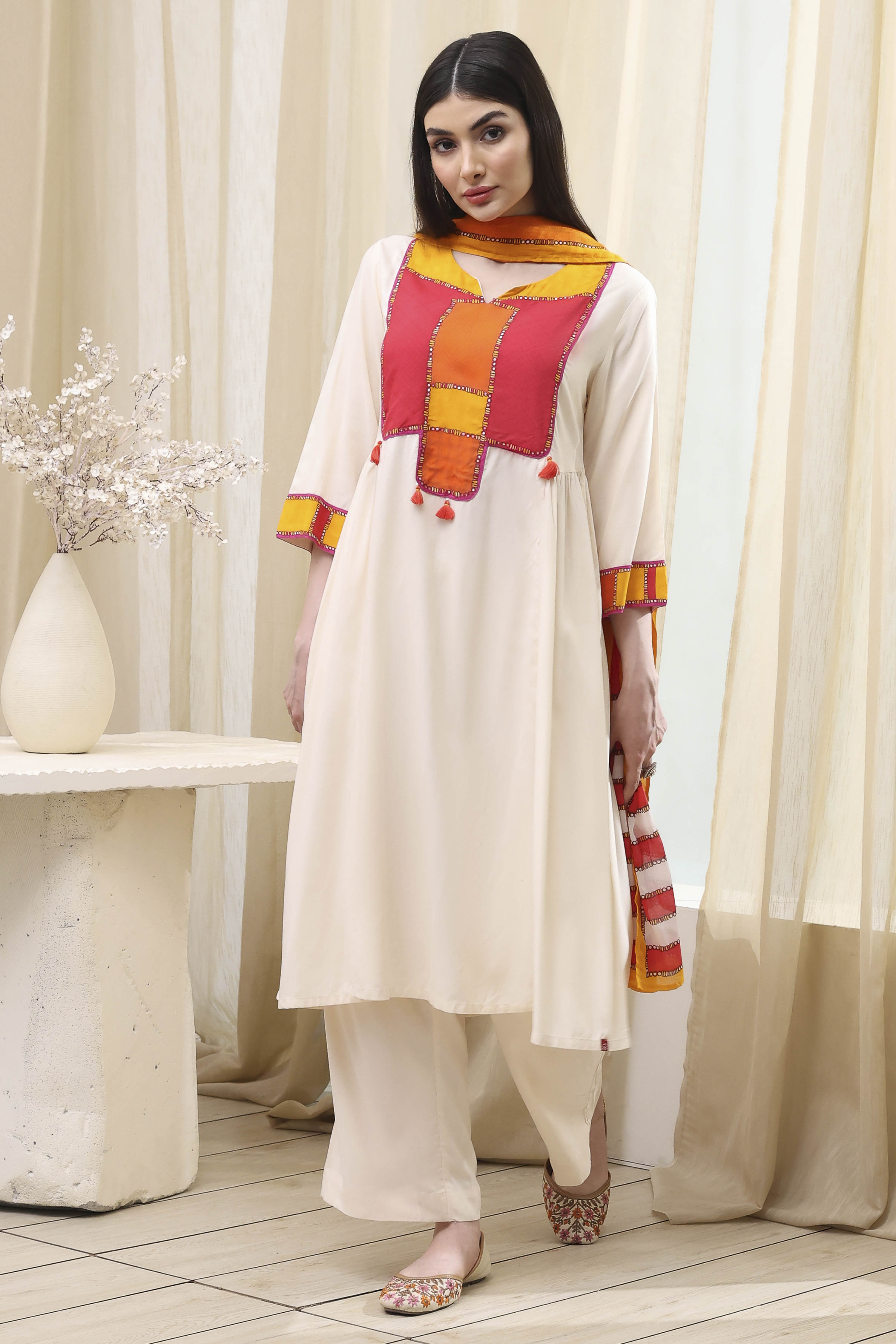 White Rayon Gathered Kurta Palazzo Suit Set image number 6