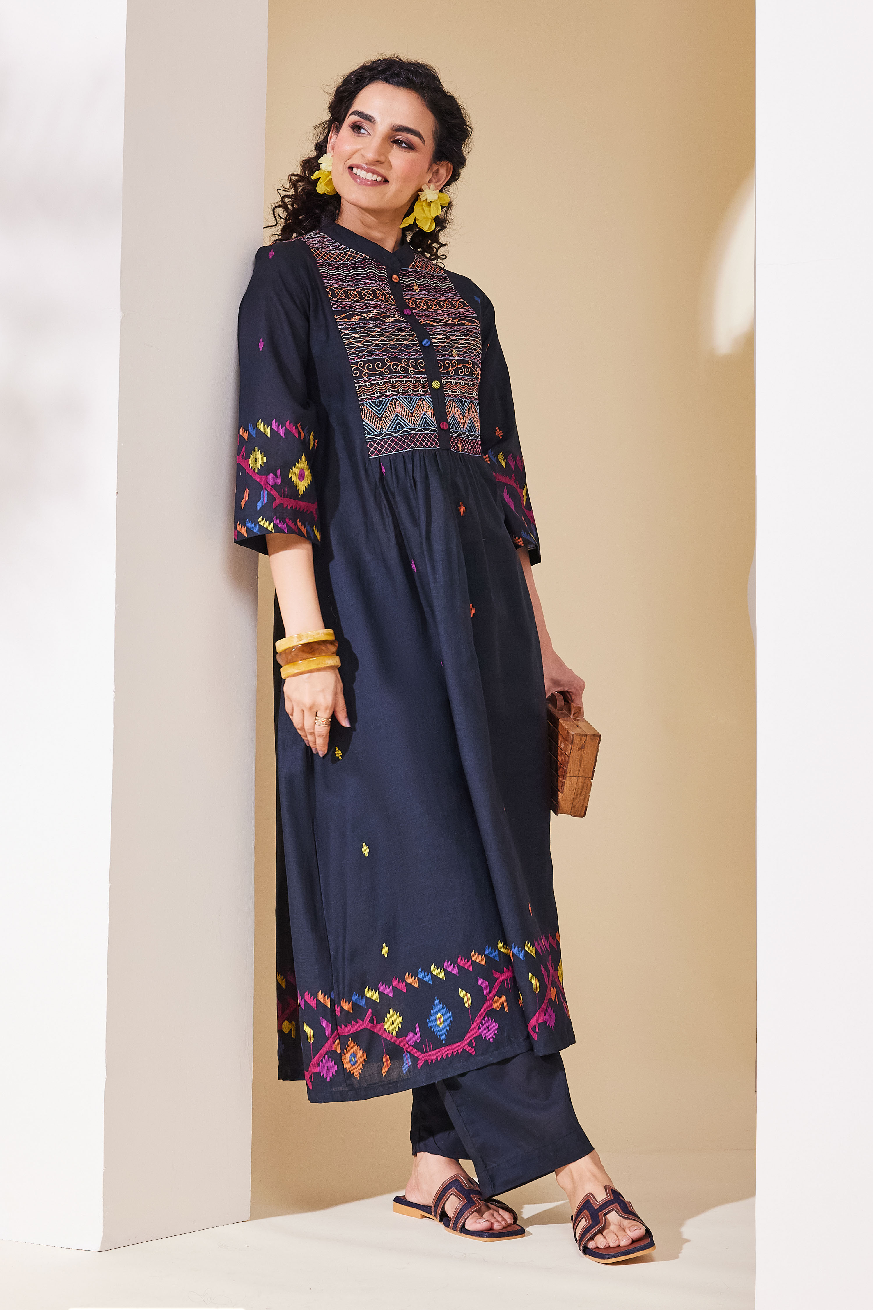 Black Cotton Straight Kurta Pants Set image number 7