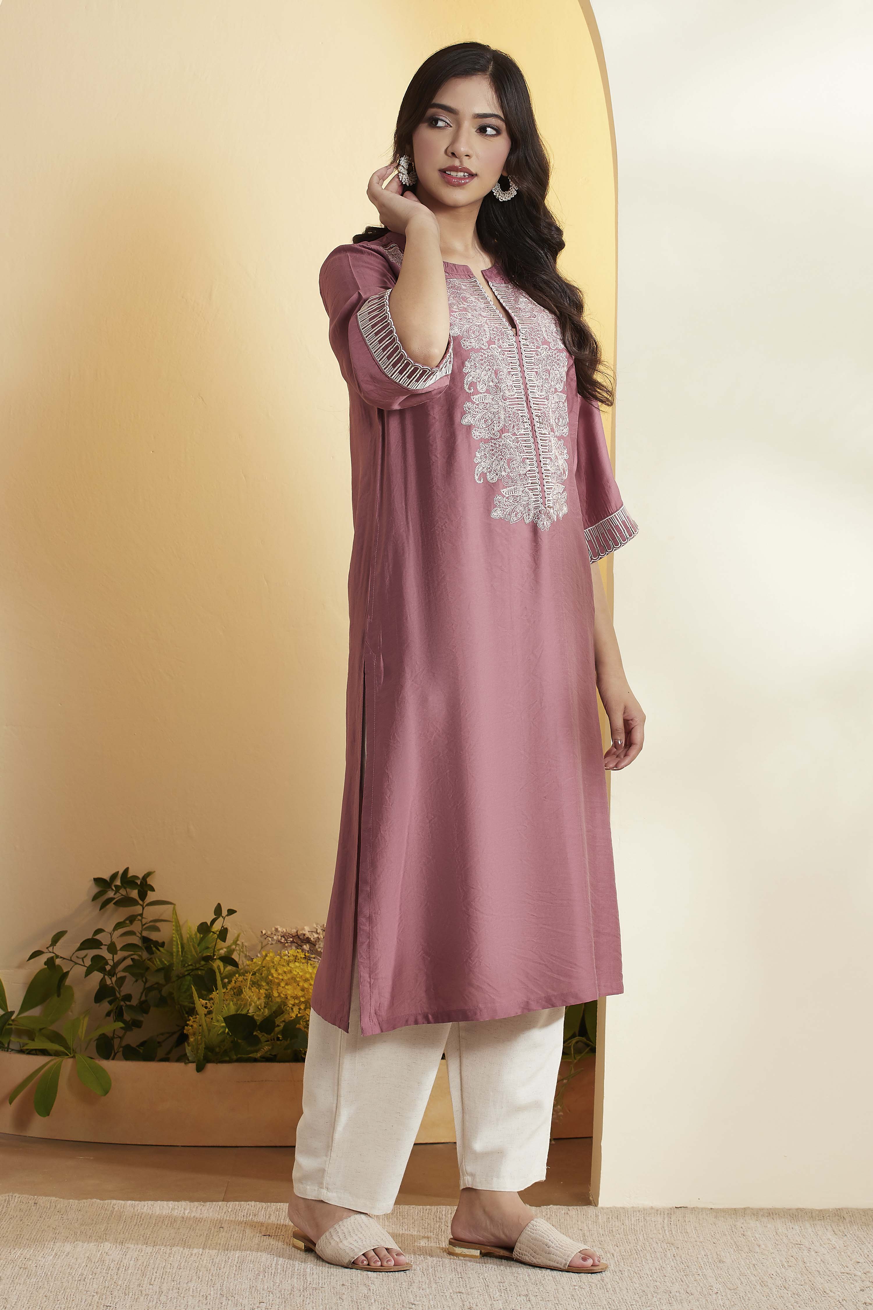 Black Viscose Silk Straight Kurta image number 3