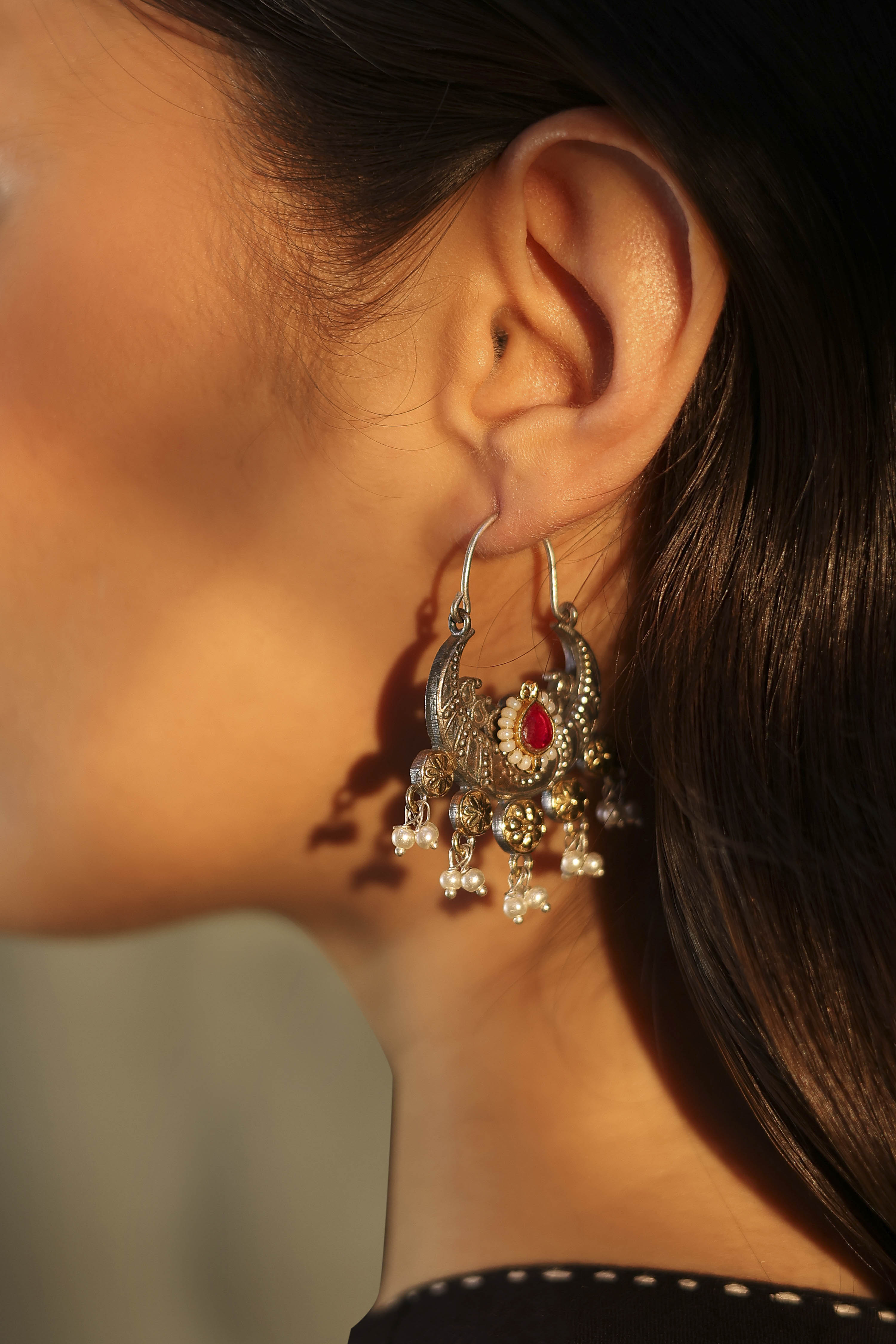 Red Brass Oxidised Chaandbali image number 1