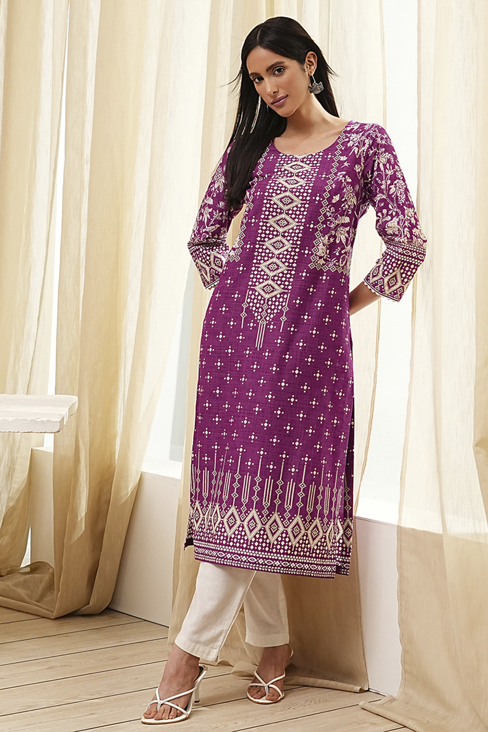 Purple Cotton Printed Straight Kurta image number 0