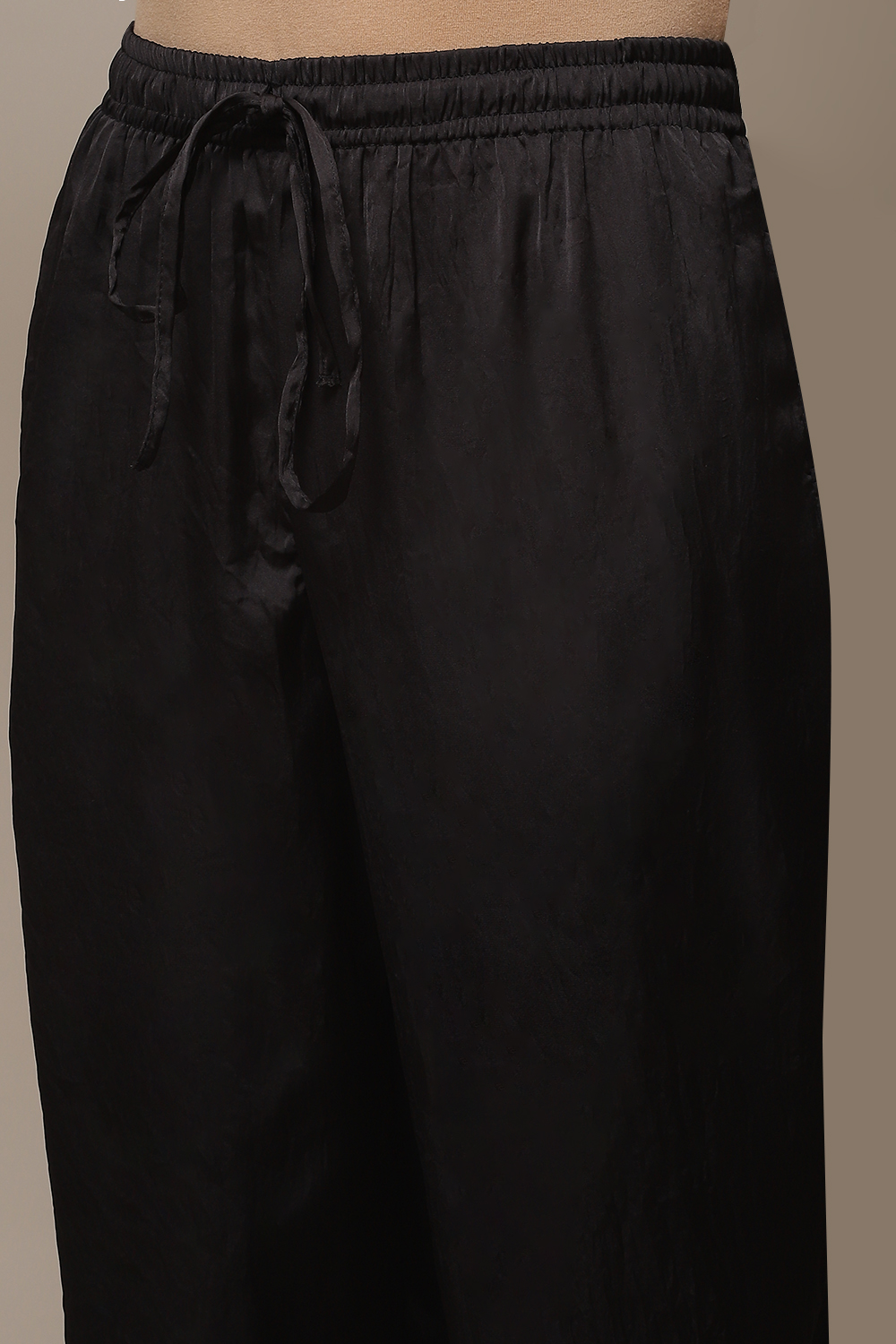 Off White Art Silk Solid Pants image number 5