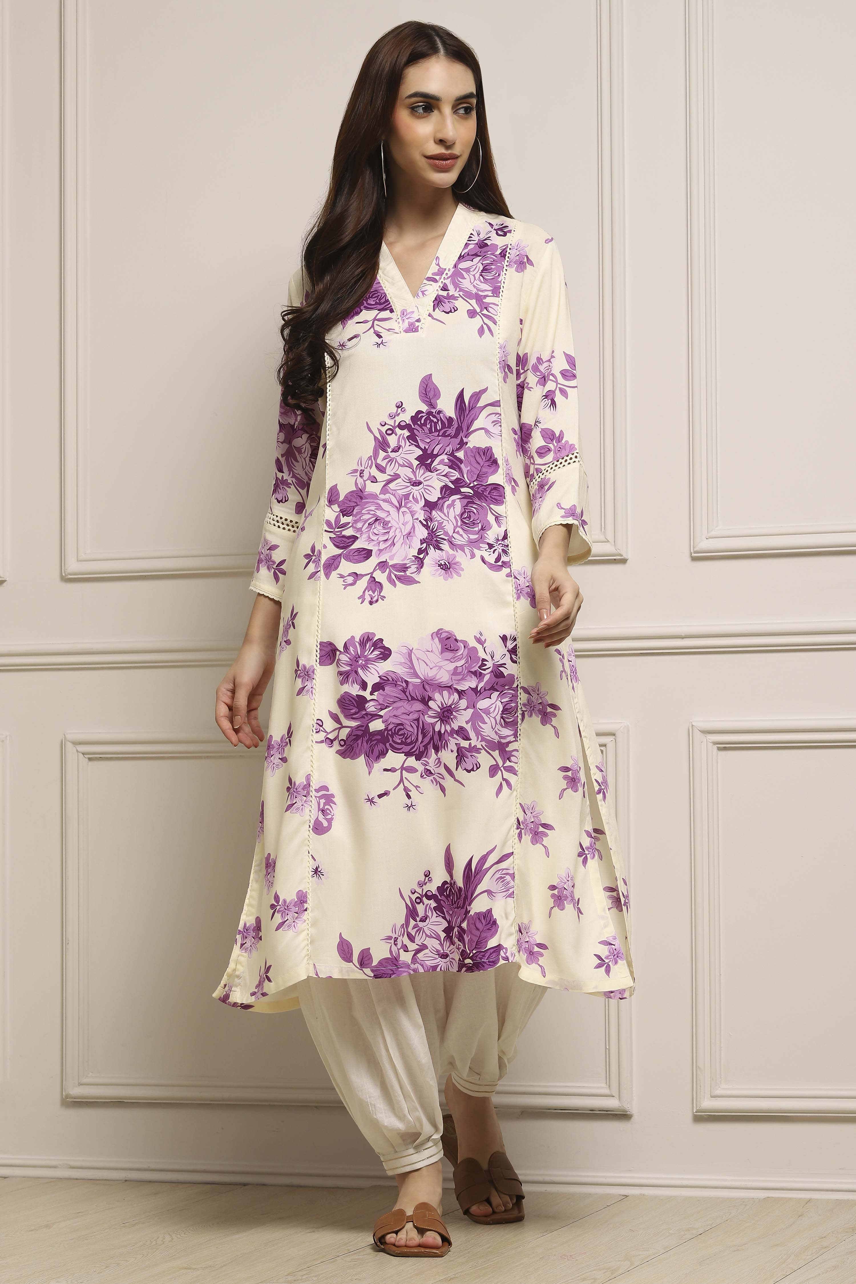 White and Pink Printed Straight Kurta image number 0