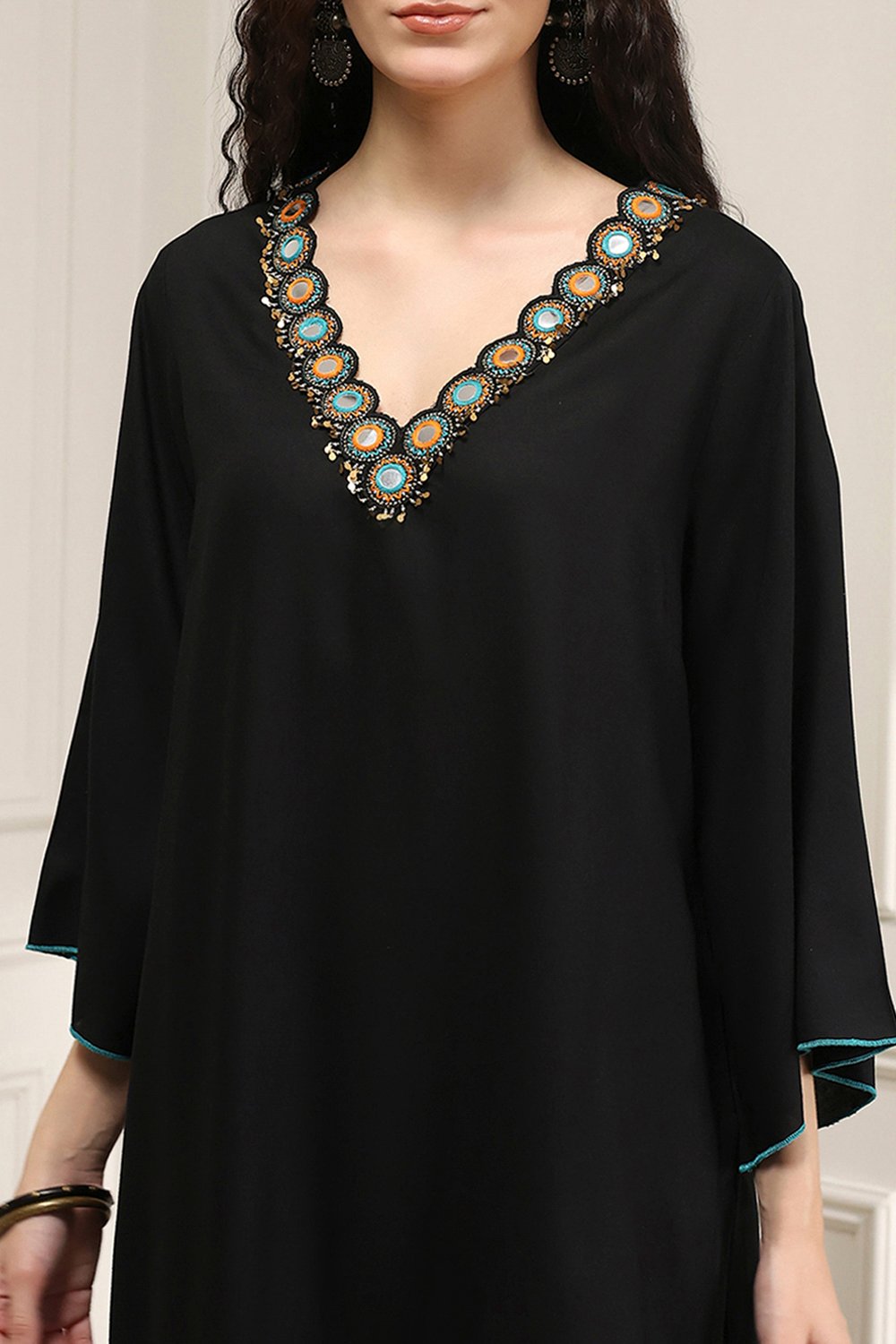 Black Solid Relaxed Straight Suit Set image number 1