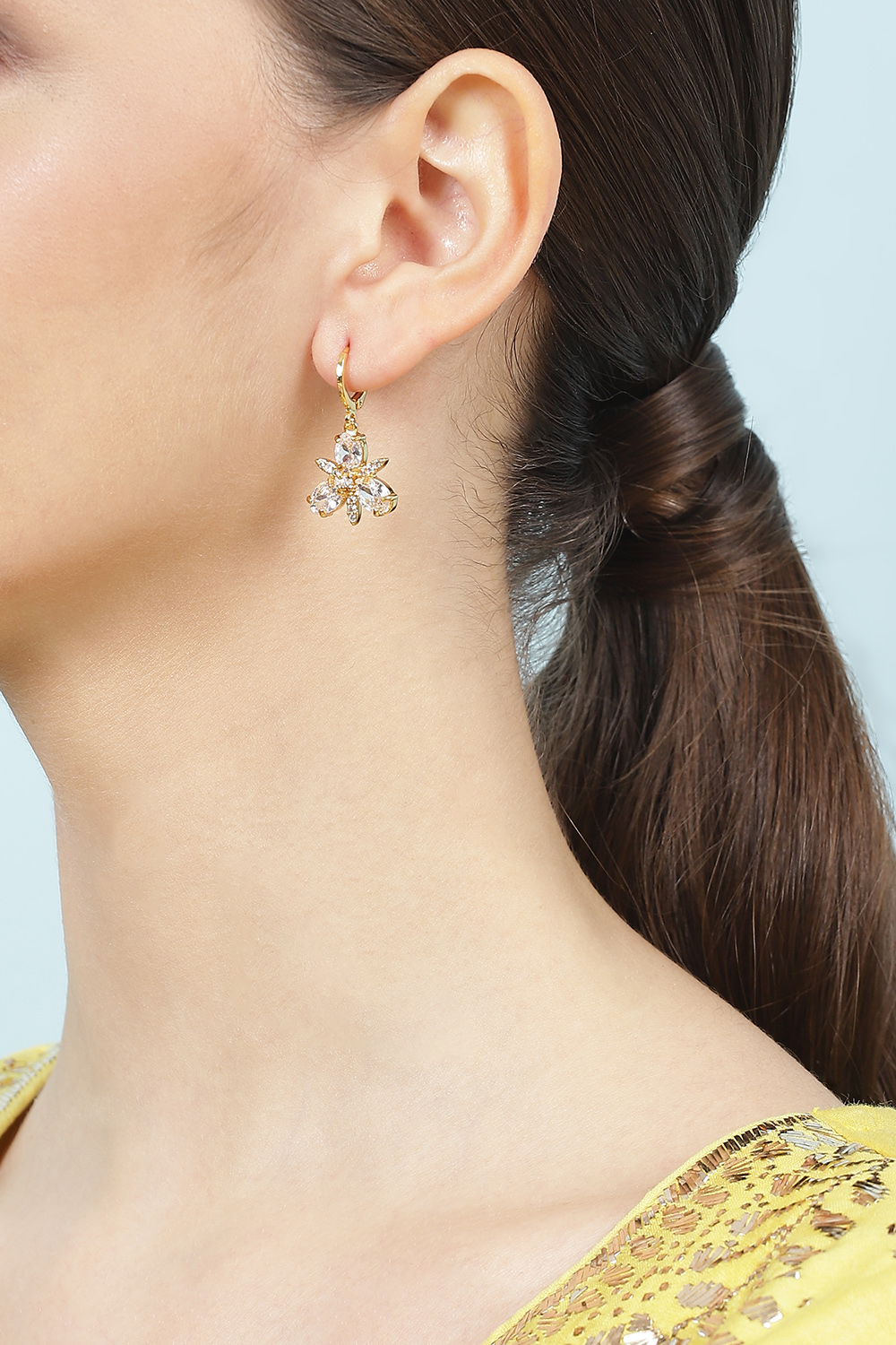 Gold Brass Earrings image number 1