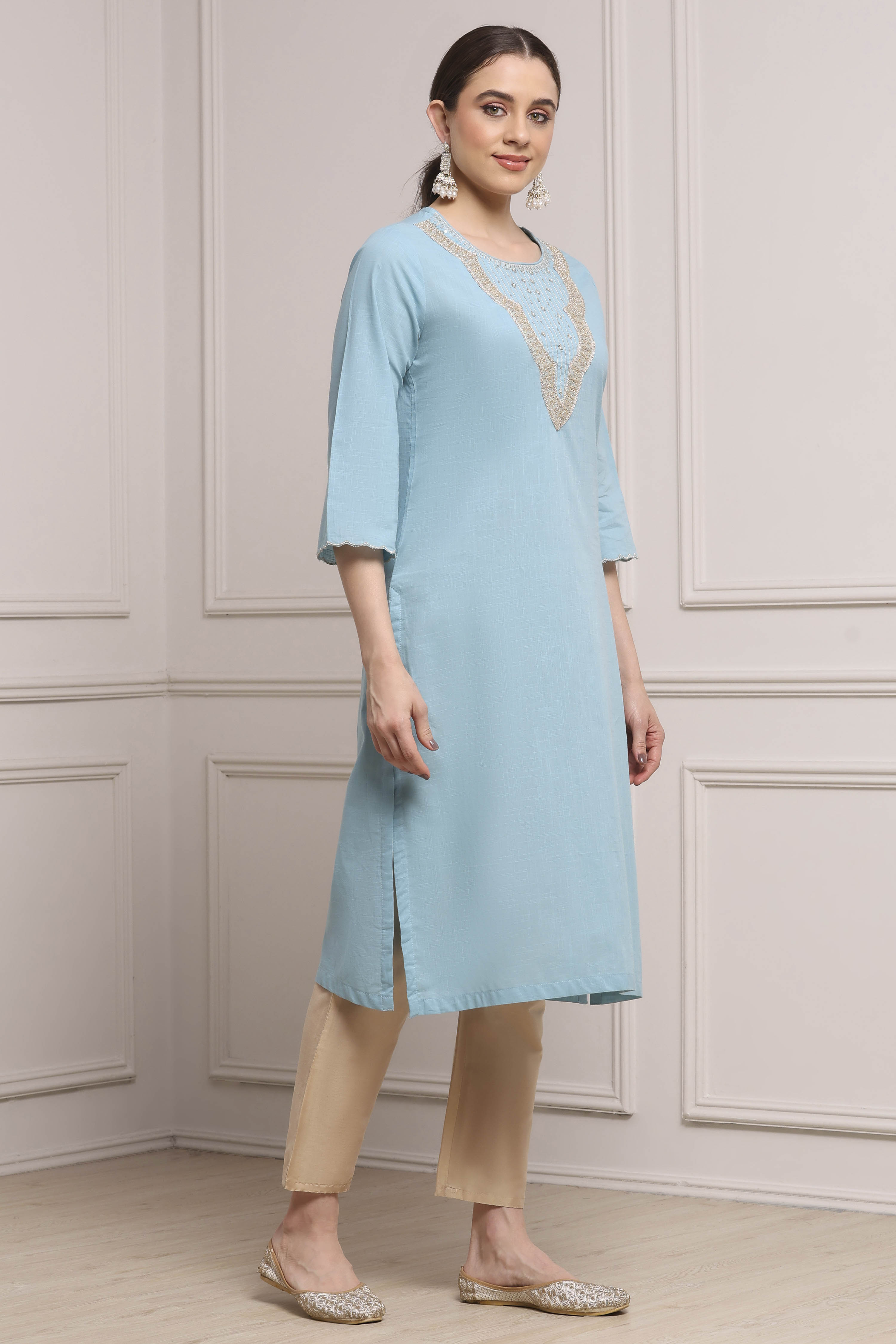 Blue Cotton Straight Solid Kurta image number 4