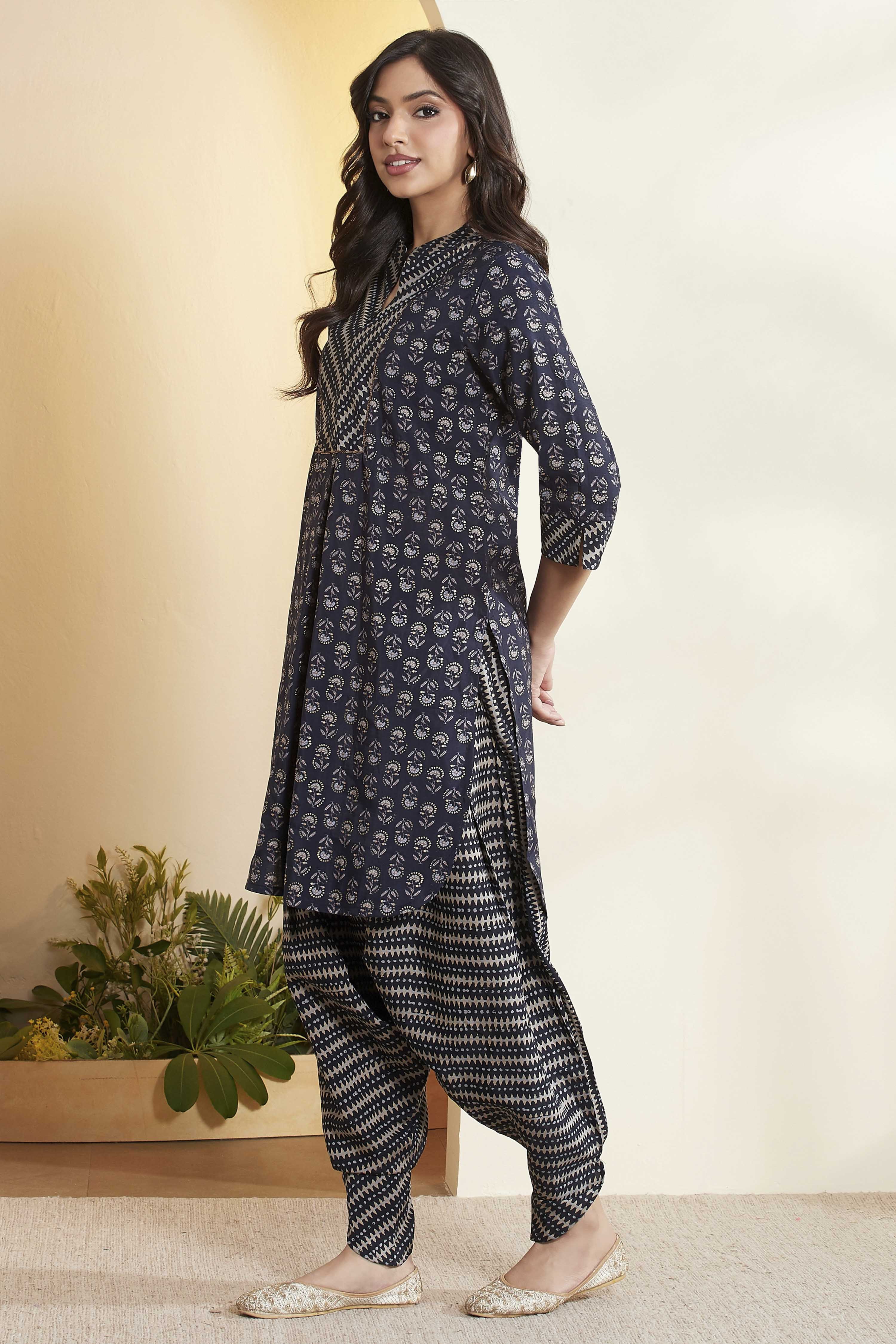 Indigo Polyester Straight Kurta Dhoti Pant Set image number 4