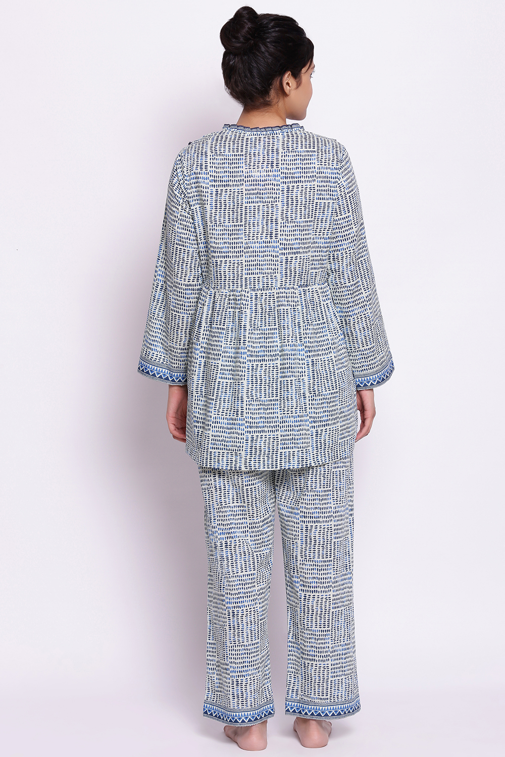 Blue Cotton Printed Loungewear Set image number 5