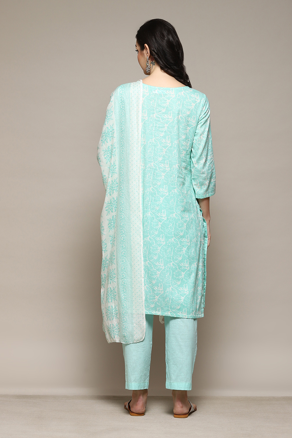 Green Cotton Hand Embroidered Unstitched Suit Set image number 5