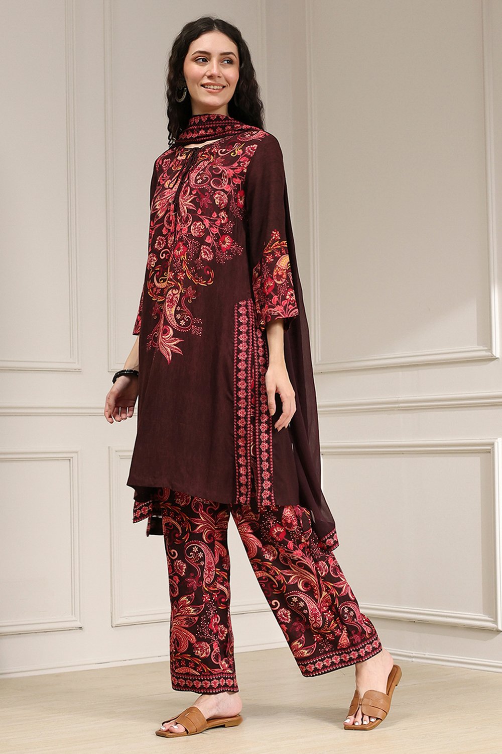 Brown Printed Straight Suit Set image number 3
