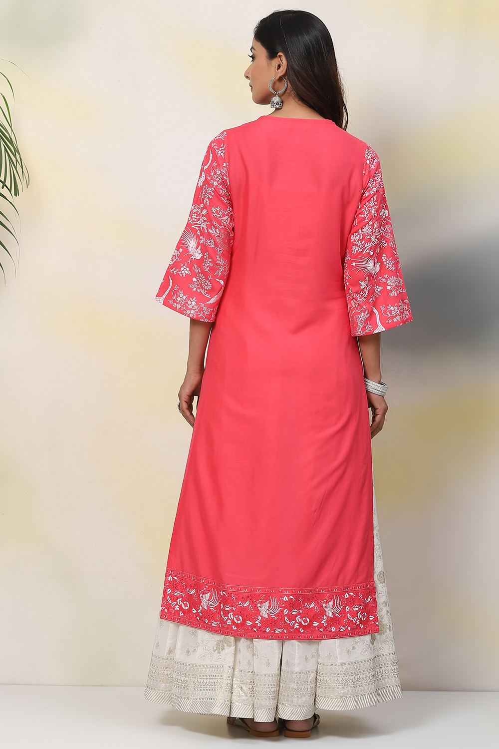 Red Straight Viscose Kurta image number 4