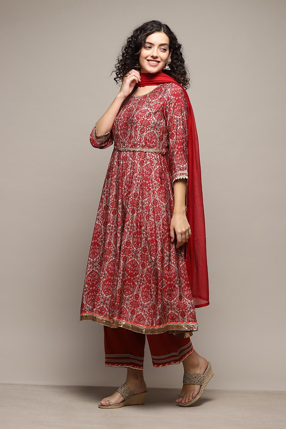 Red Poly Viscose Anarkali Kurta Palazzo Suit Set image number 4