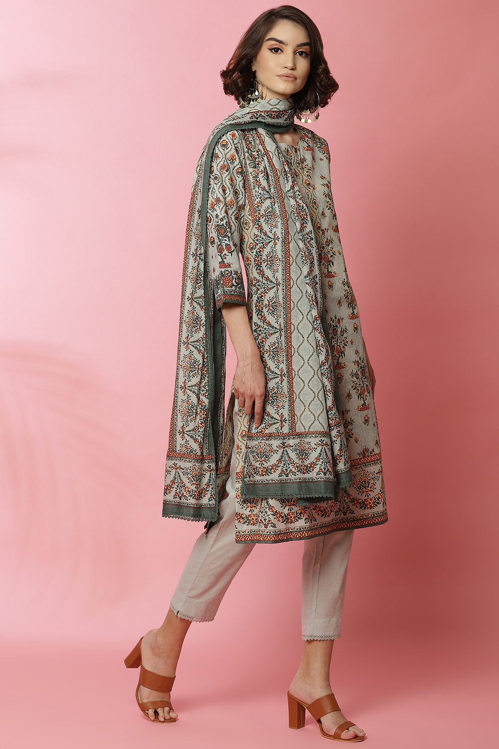 Sage Green Cotton Straight Kurta Slim Pant Suit Set image number 6