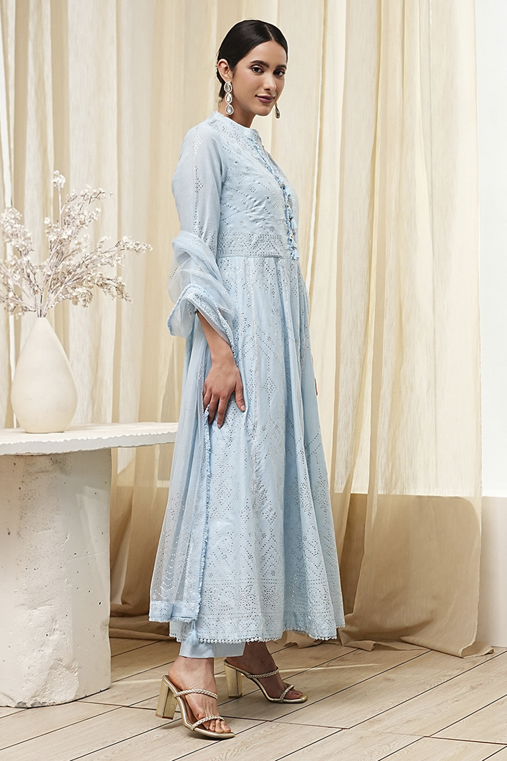 Off-White Cotton Embellished Anarkali Suit Set image number 5