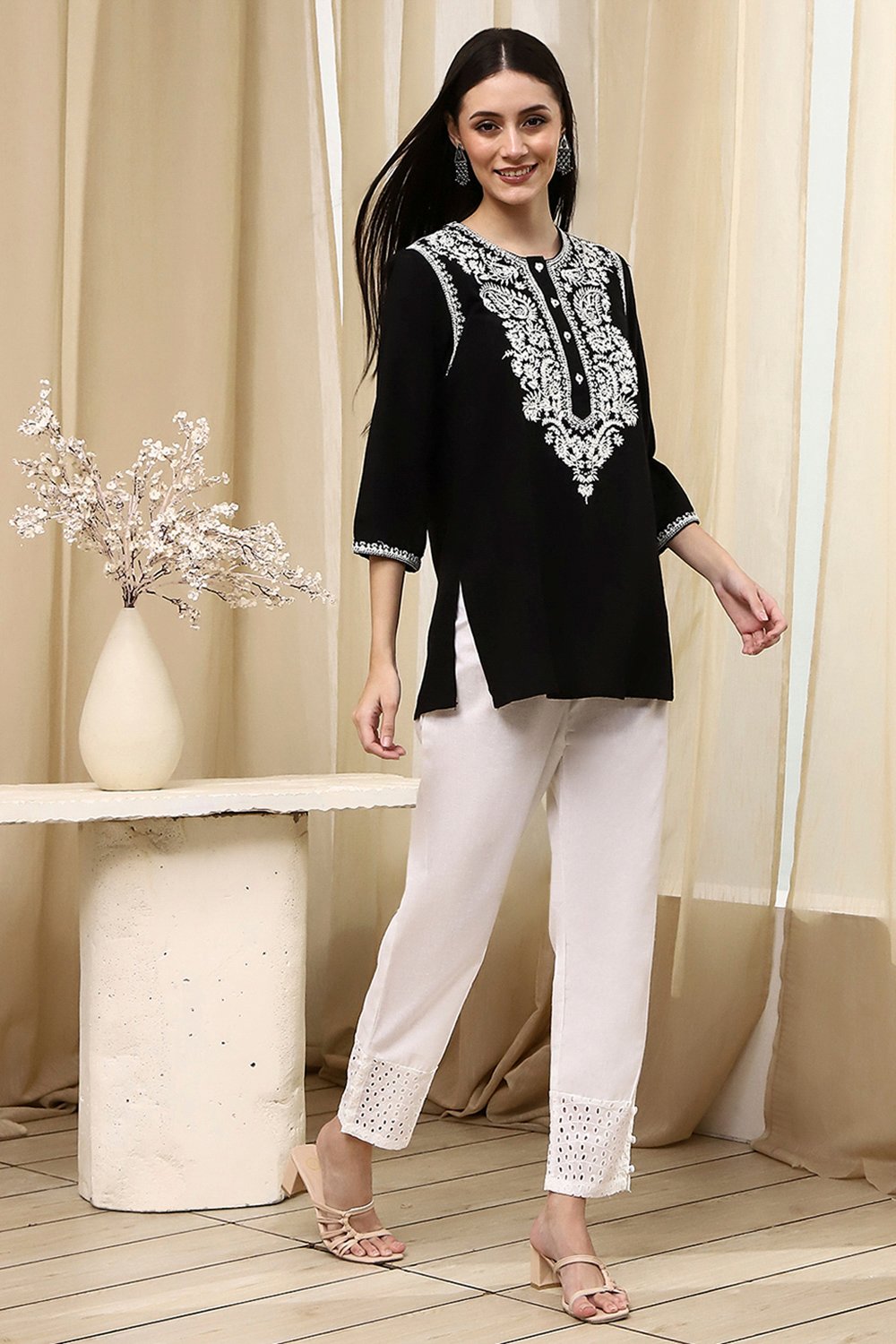 Black Straight Short Kurta image number 0