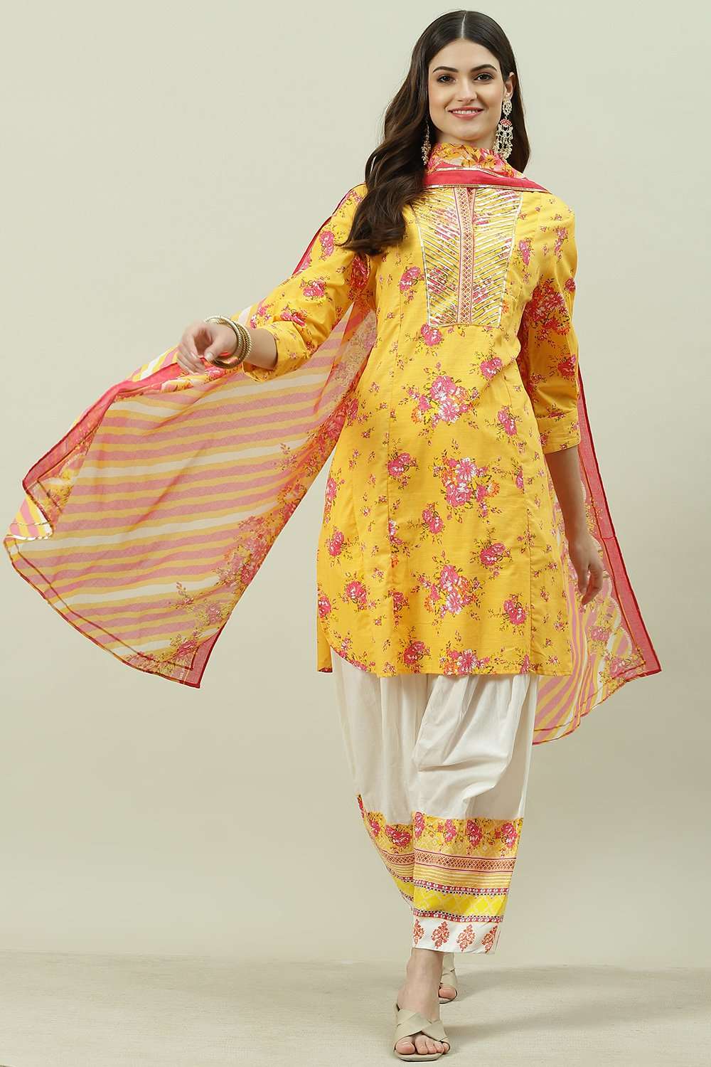 Yellow Cotton Straight Kurta Salwar Suit Set image number 0