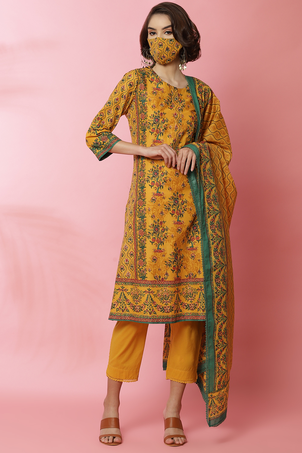 Sage Green Cotton Straight Kurta Slim Pant Suit Set image number 5