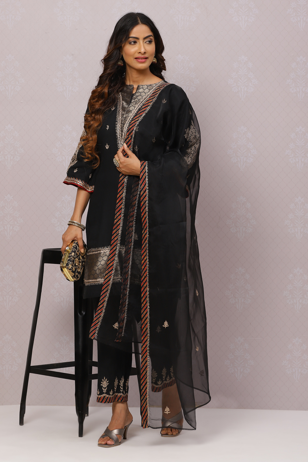 Black Viscose Cotton Straight Suit Set image number 6