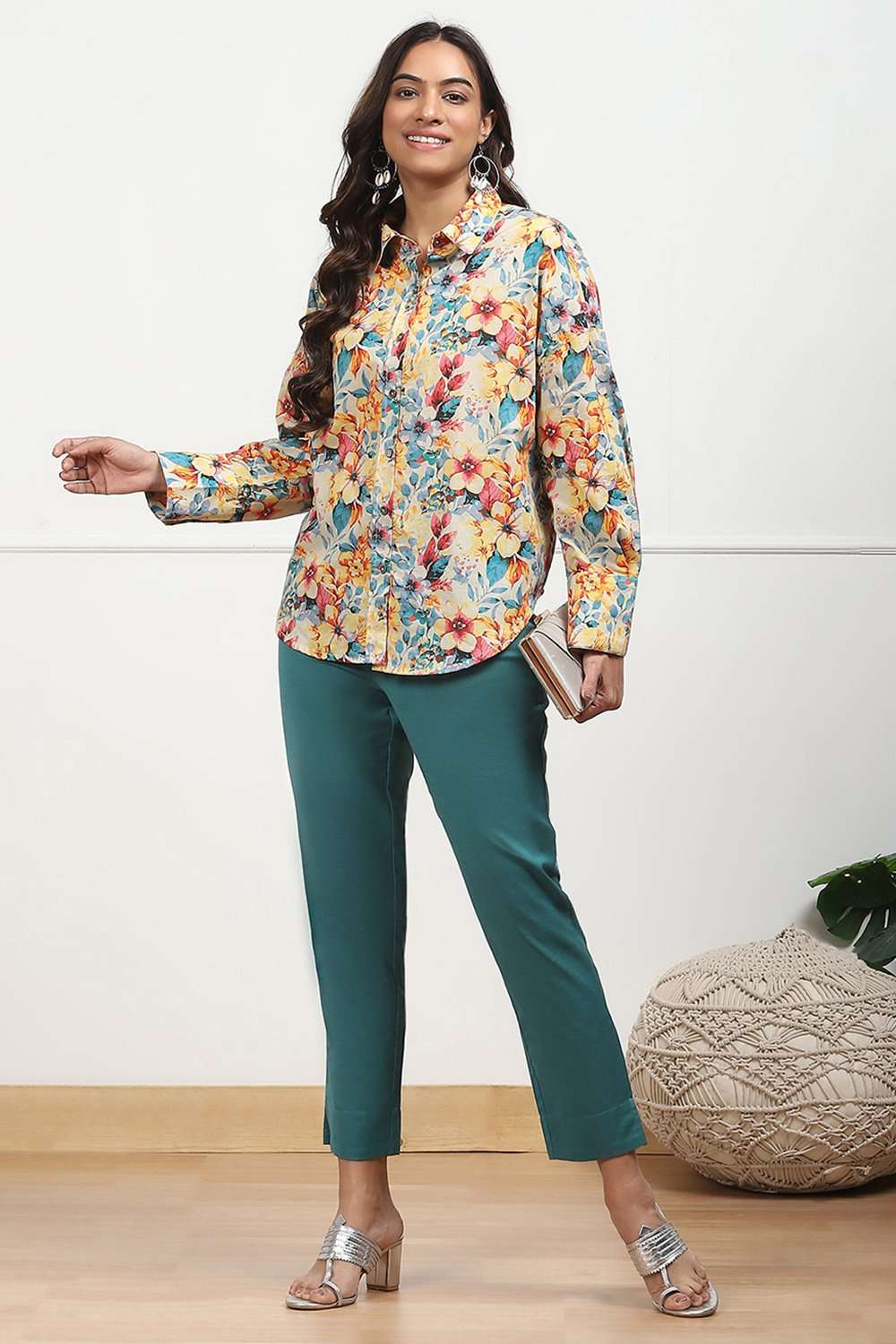 Rust Cotton Solid Regular Pants image number 0