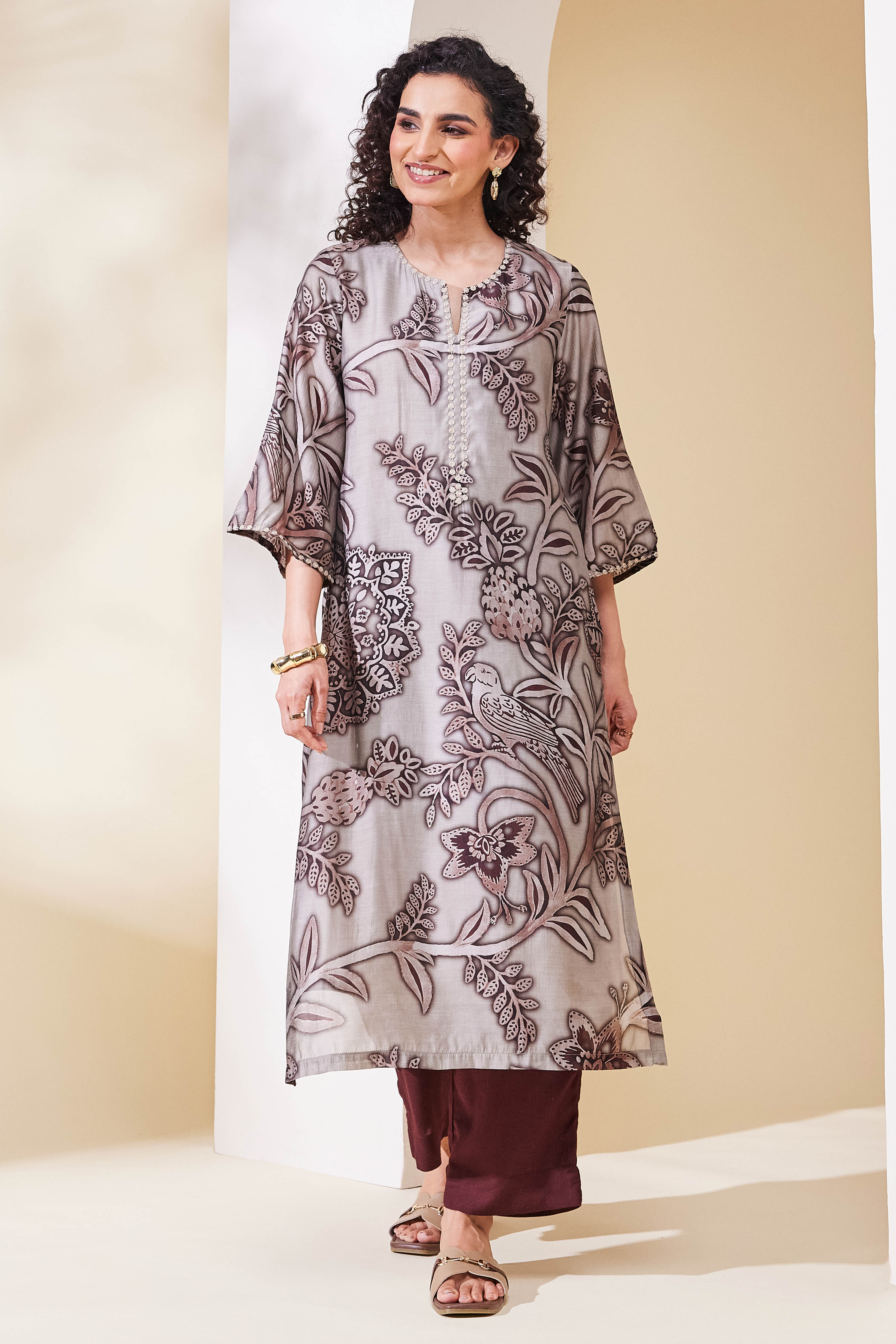 Brown Viscose Blend Straight Kurta Pants Set image number 6