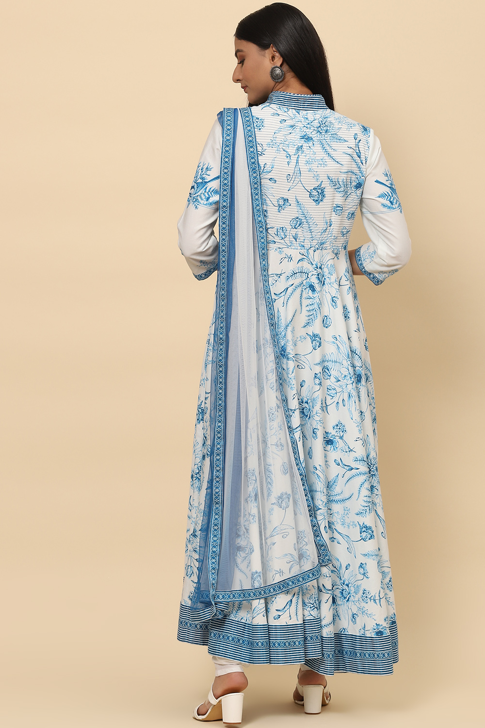White Blue Cotton Anarkali Kurta Churidar Suit Set image number 4