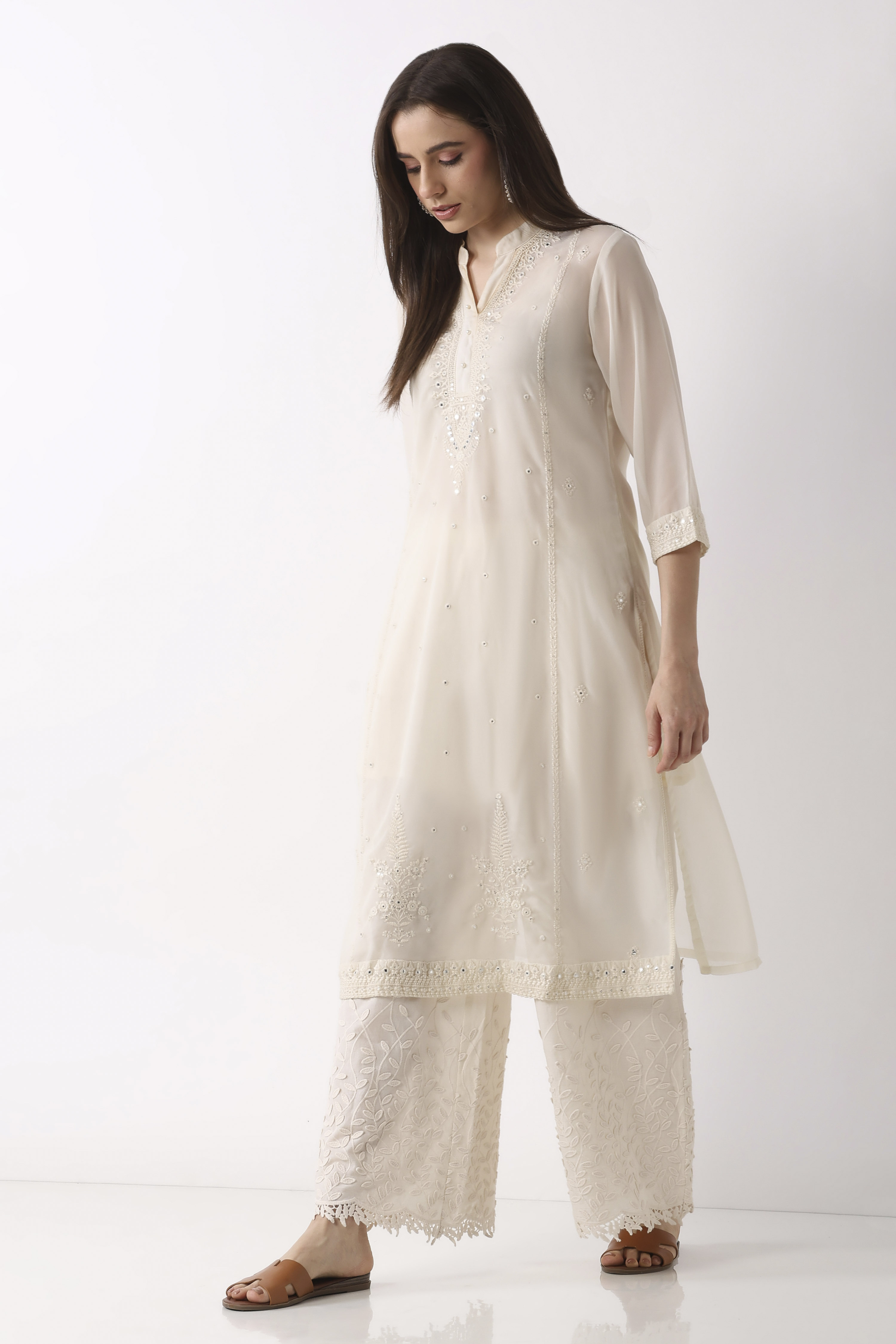 Off White Cotton Flared Palazzos image number 6
