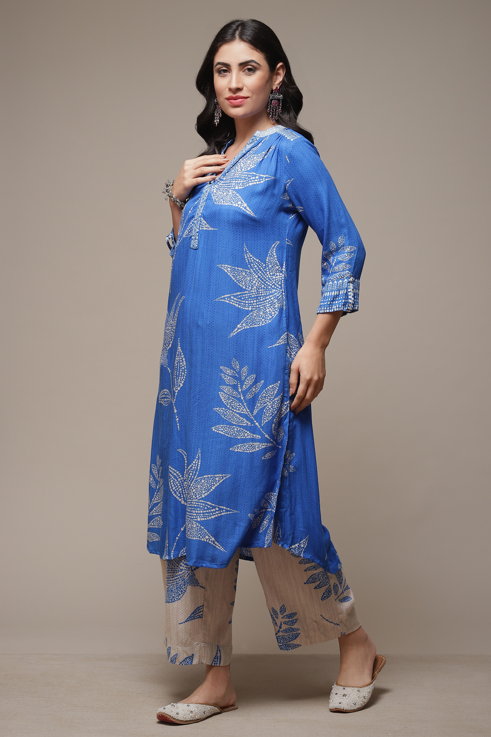 Blue LIVA Straight Printed 2 Piece Set image number 3