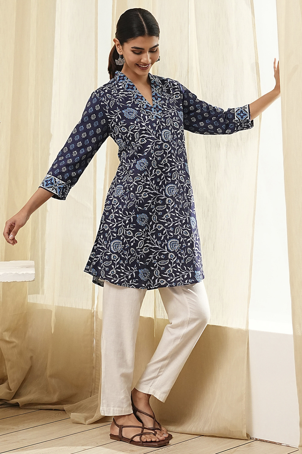 Indigo Straight Short Kurta image number 0