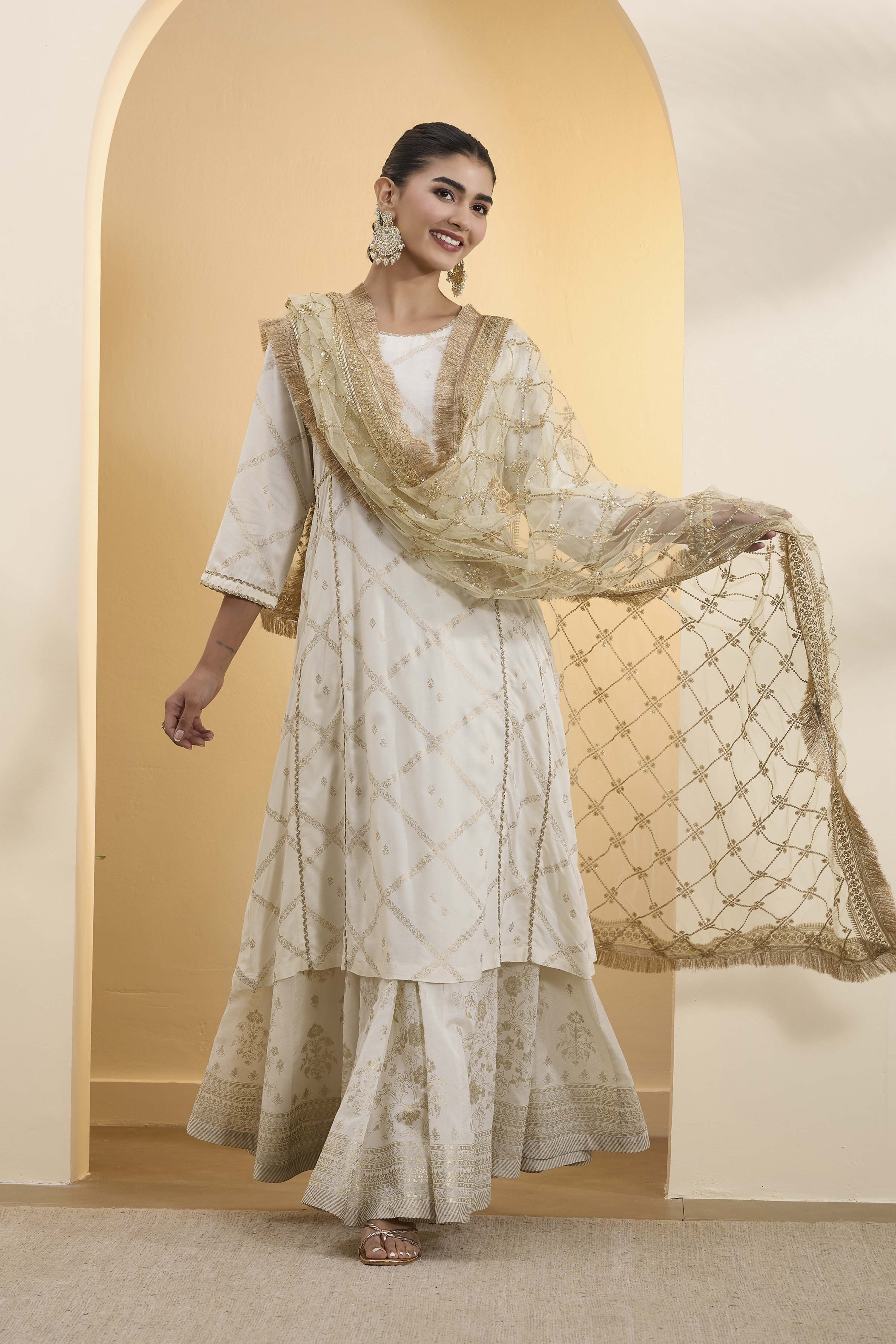 Light Gold Poly Bridal Embellished Dupatta image number 2