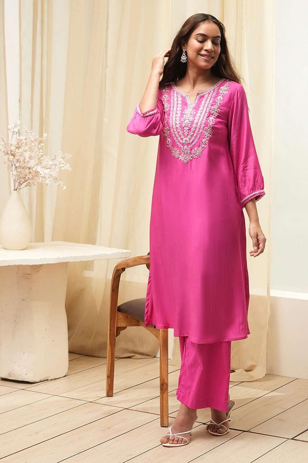 Pink Embroidered Straight Kurta Set image number 0