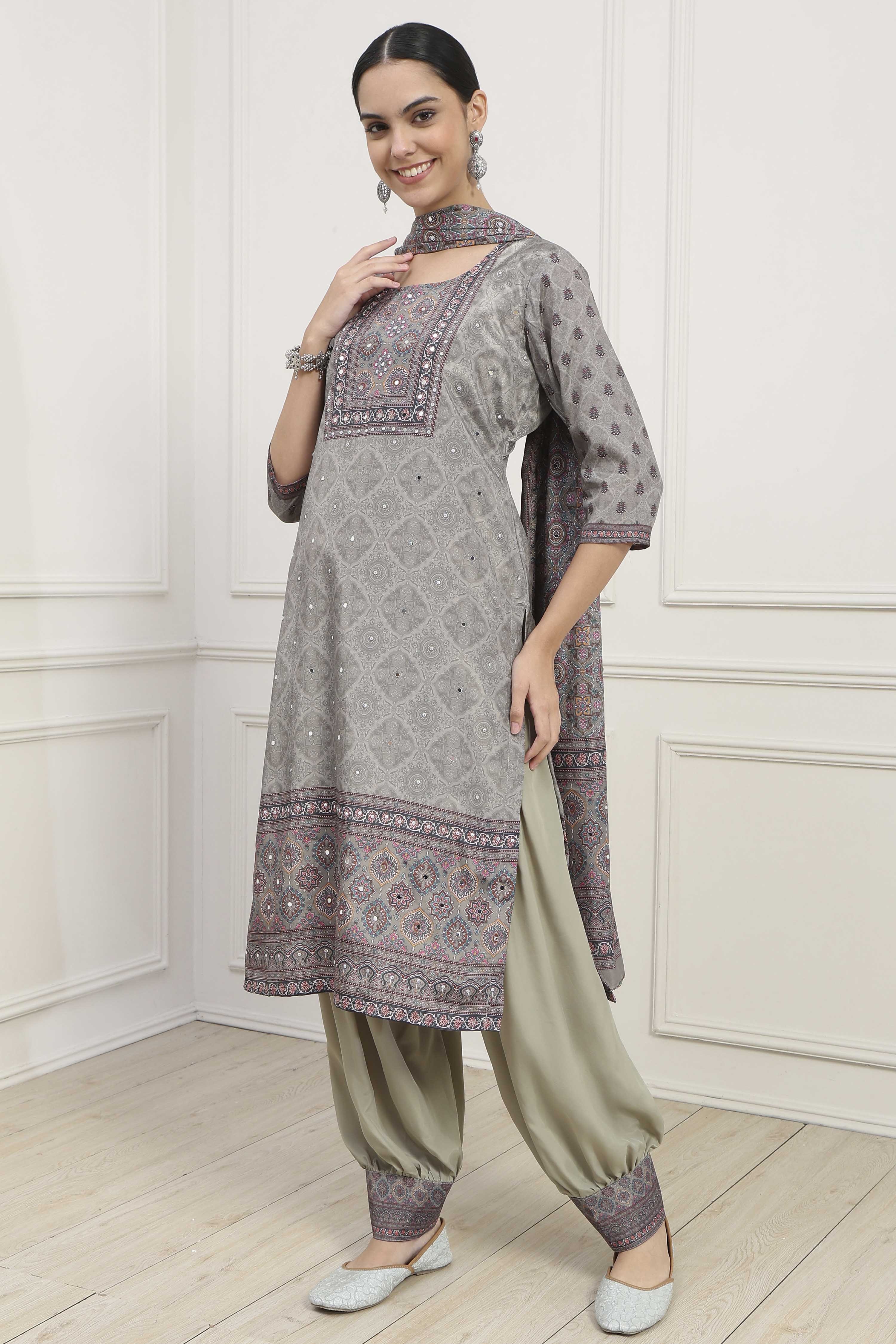 Grey Poly Crepe Digital Print Unstitched Suit Set image number 4