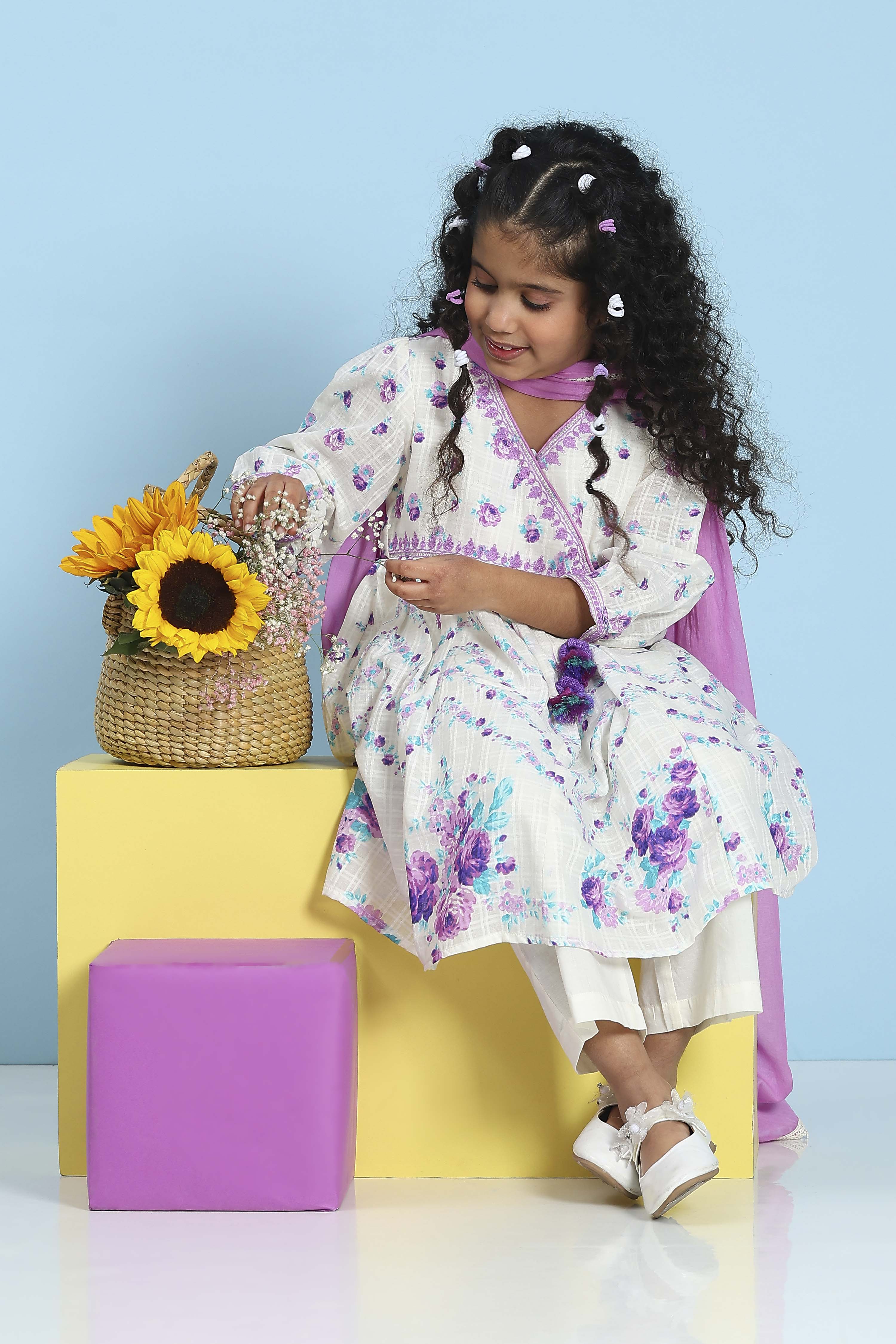 White Cotton Printed Anarkali Suit Set image number 0