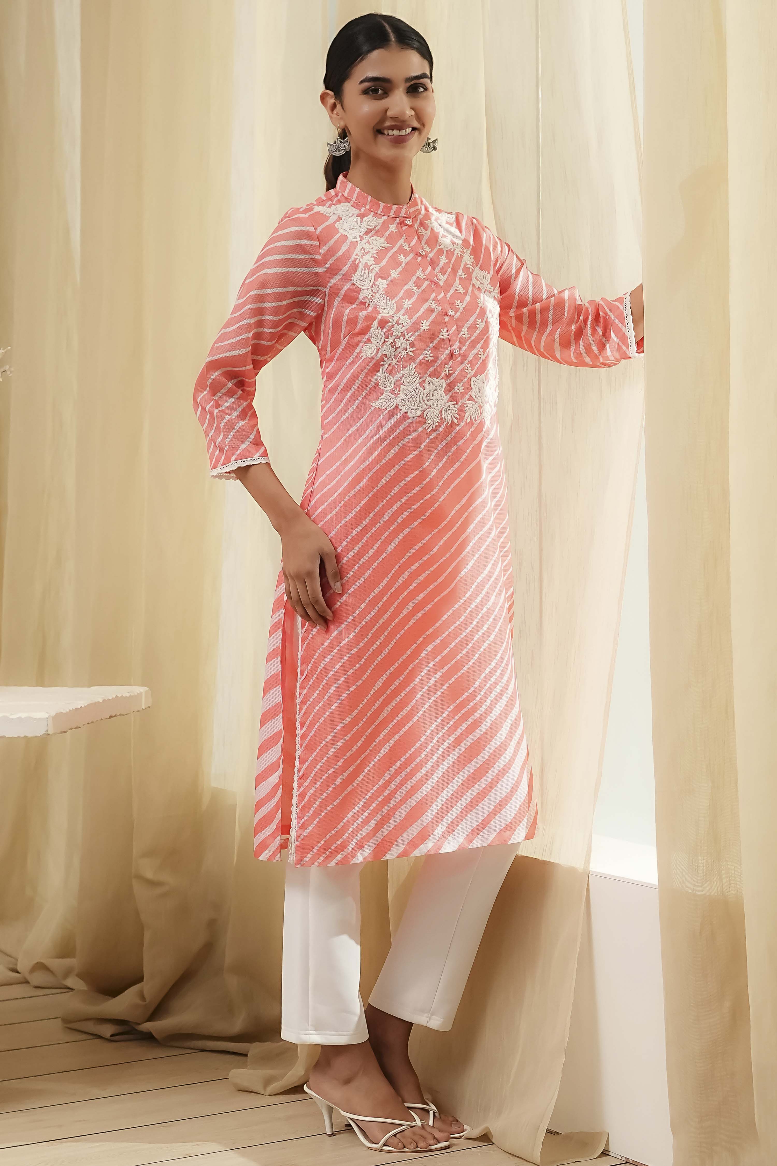 Coral Polyester Straight Kurta image number 0