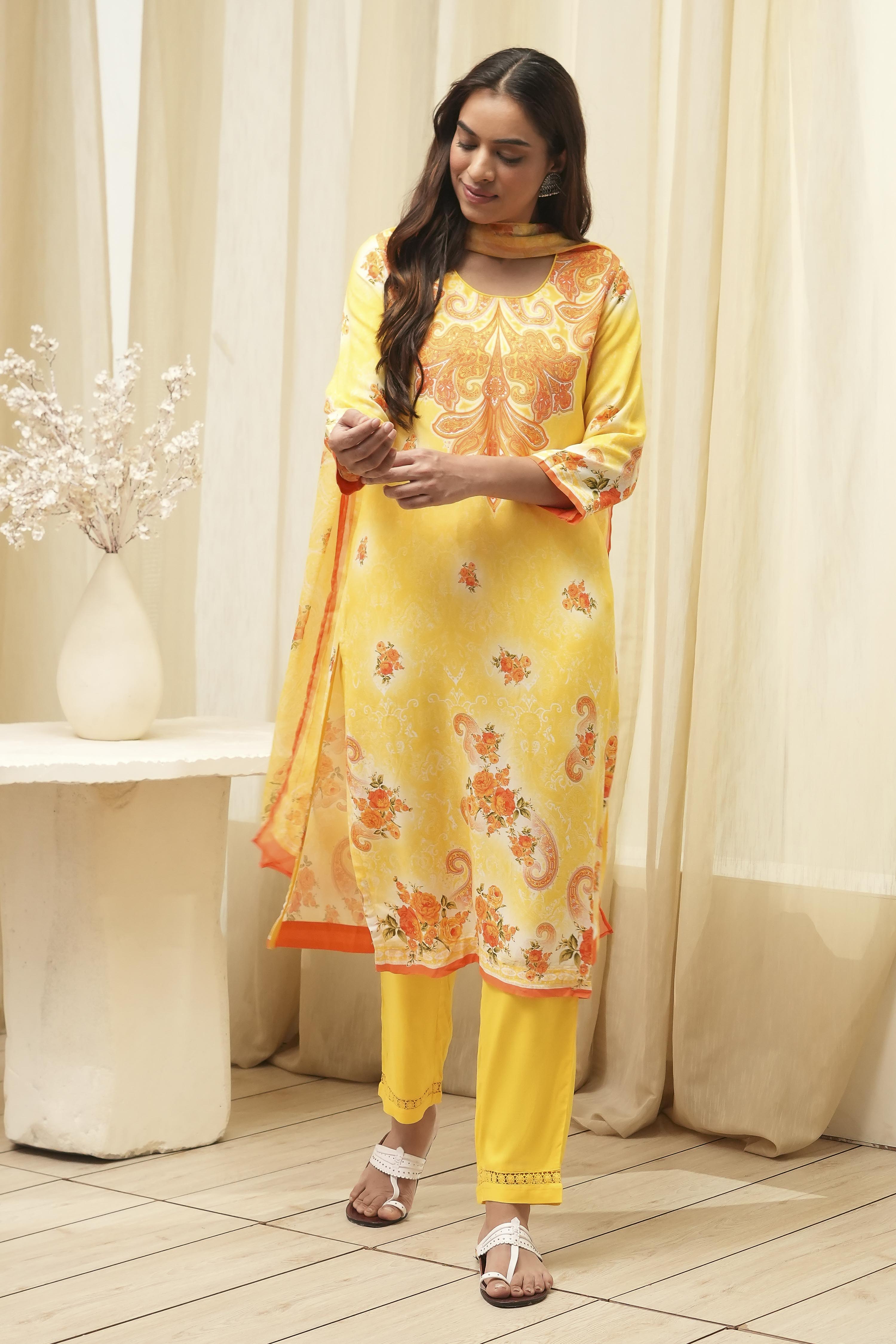 Light Blue Rayon Straight Kurta Regular Pants Suit Set image number 6