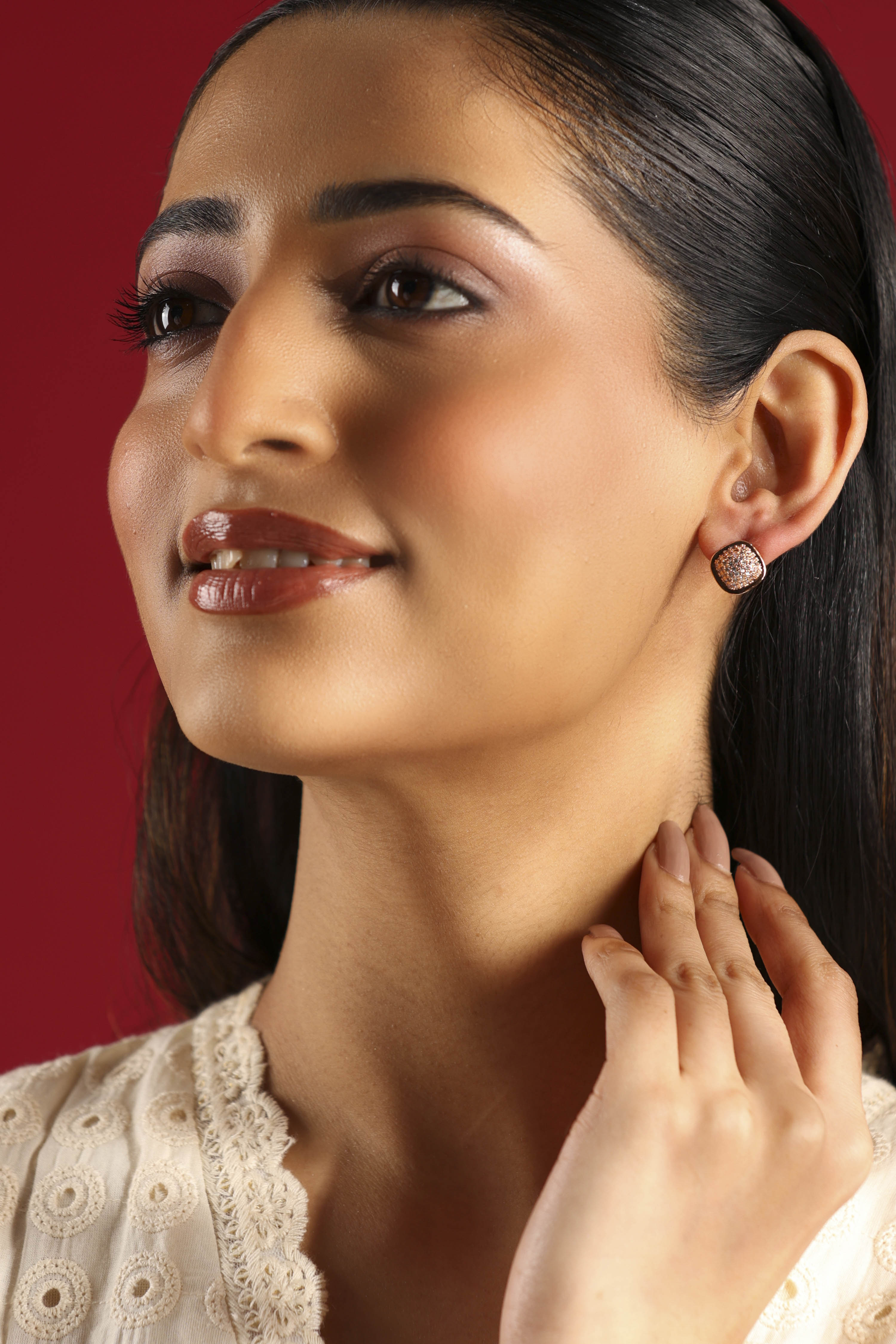 Gold Plated Brass Square-Shaped Stud Earrings image number 3