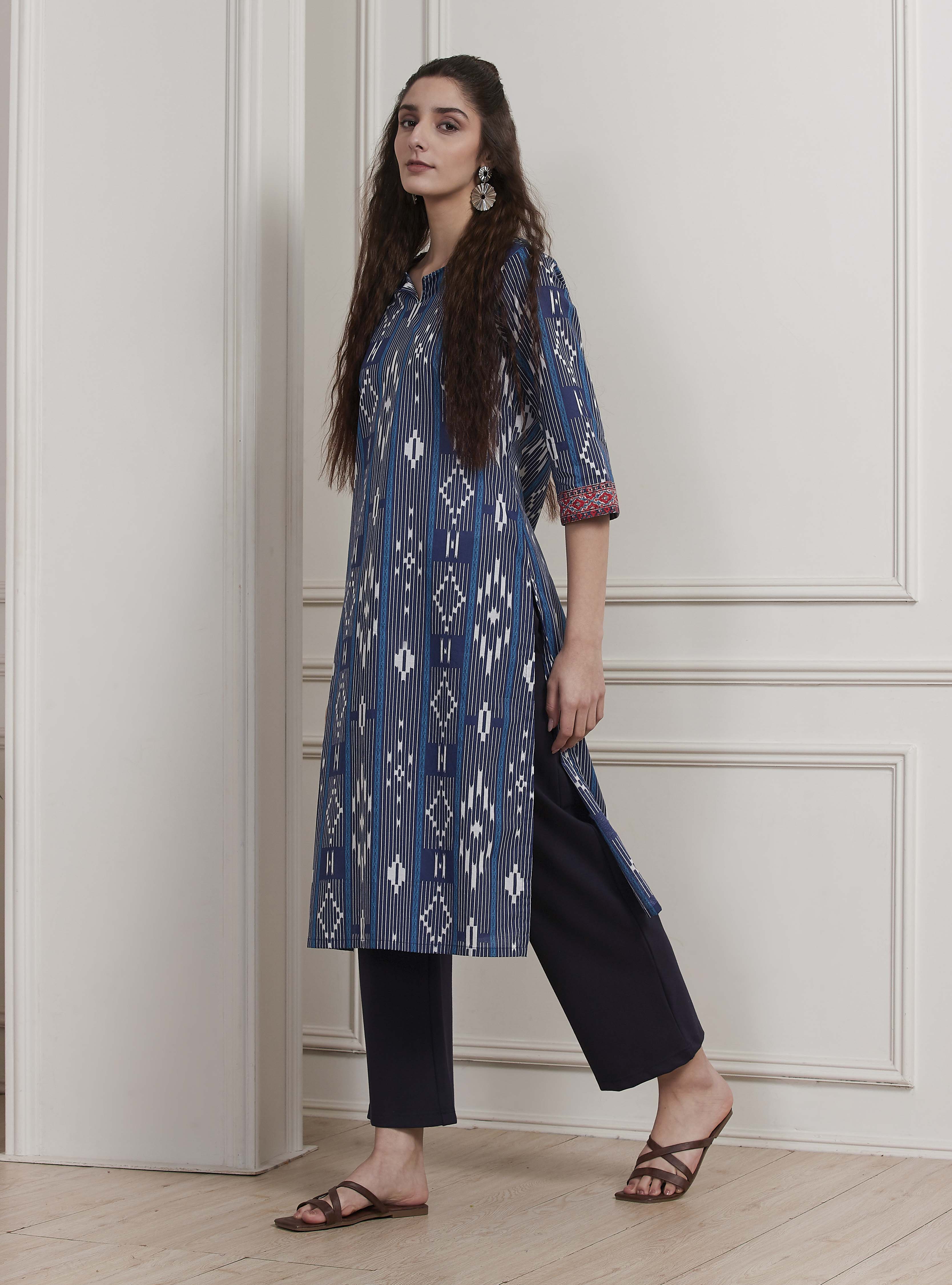 Green Cotton Printed Straight Kurta image number 2