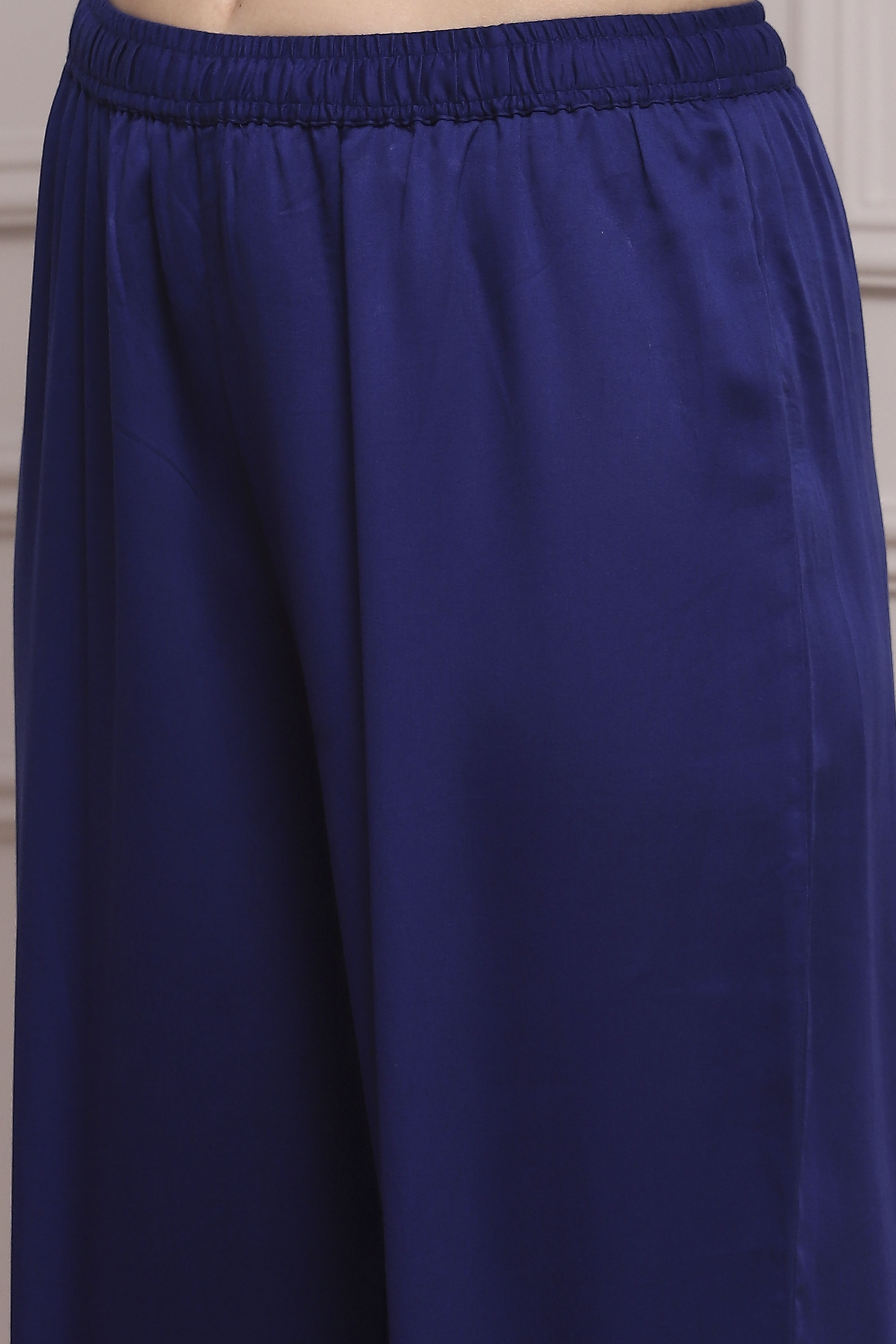 Blue and Pink Solid Straight Suit Set image number 2