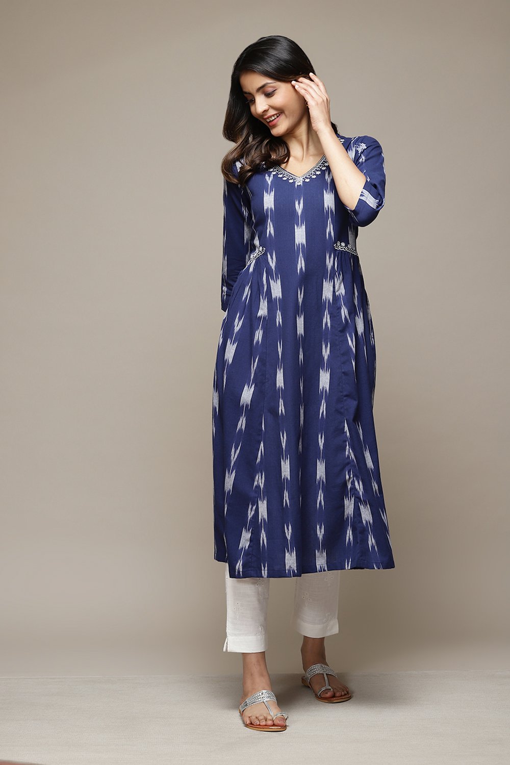 Navy Cotton IKAT Straight Yarndyed Kurta image number 2