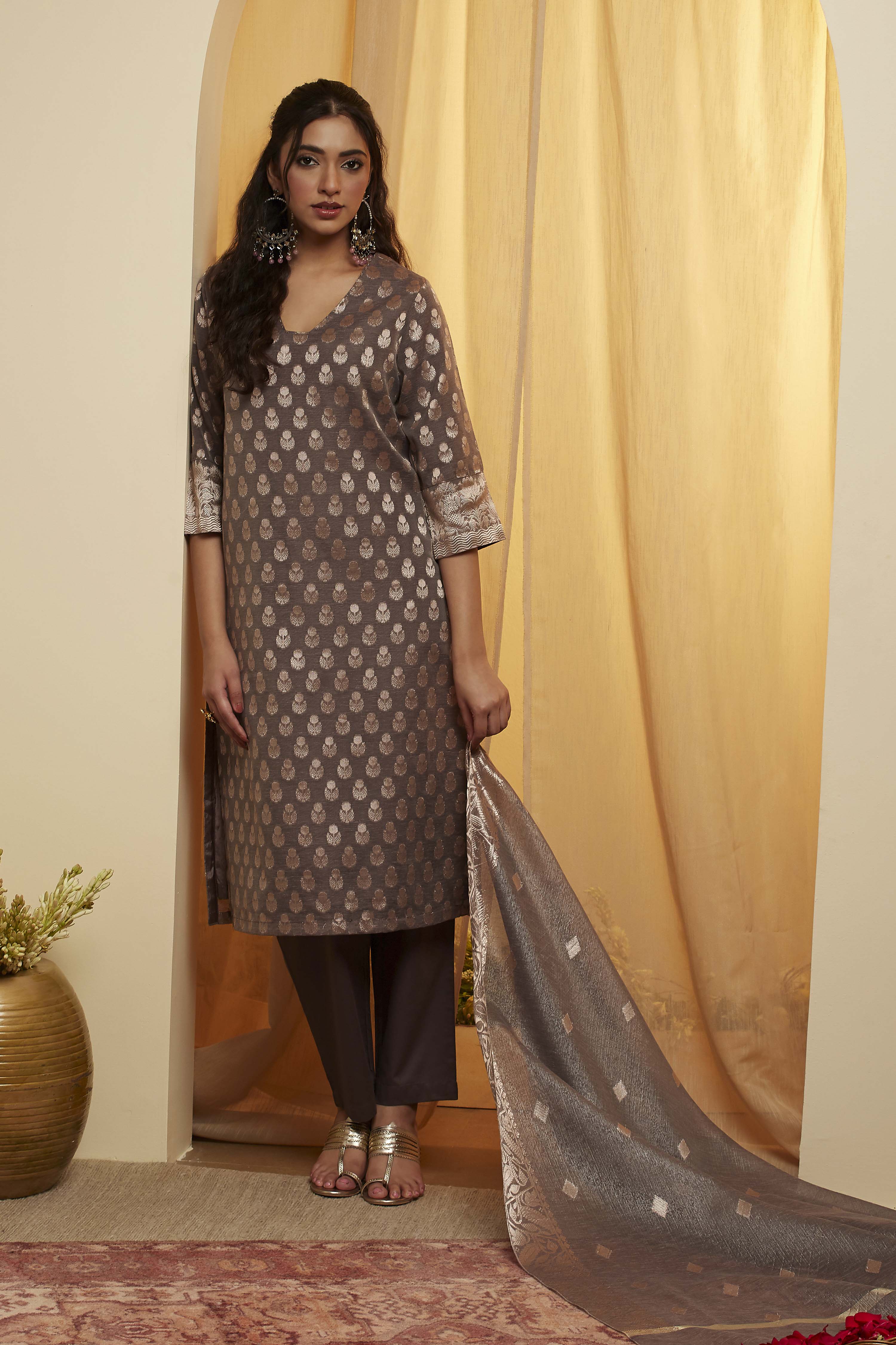 Grey Polyester Straight Suit Set image number 0