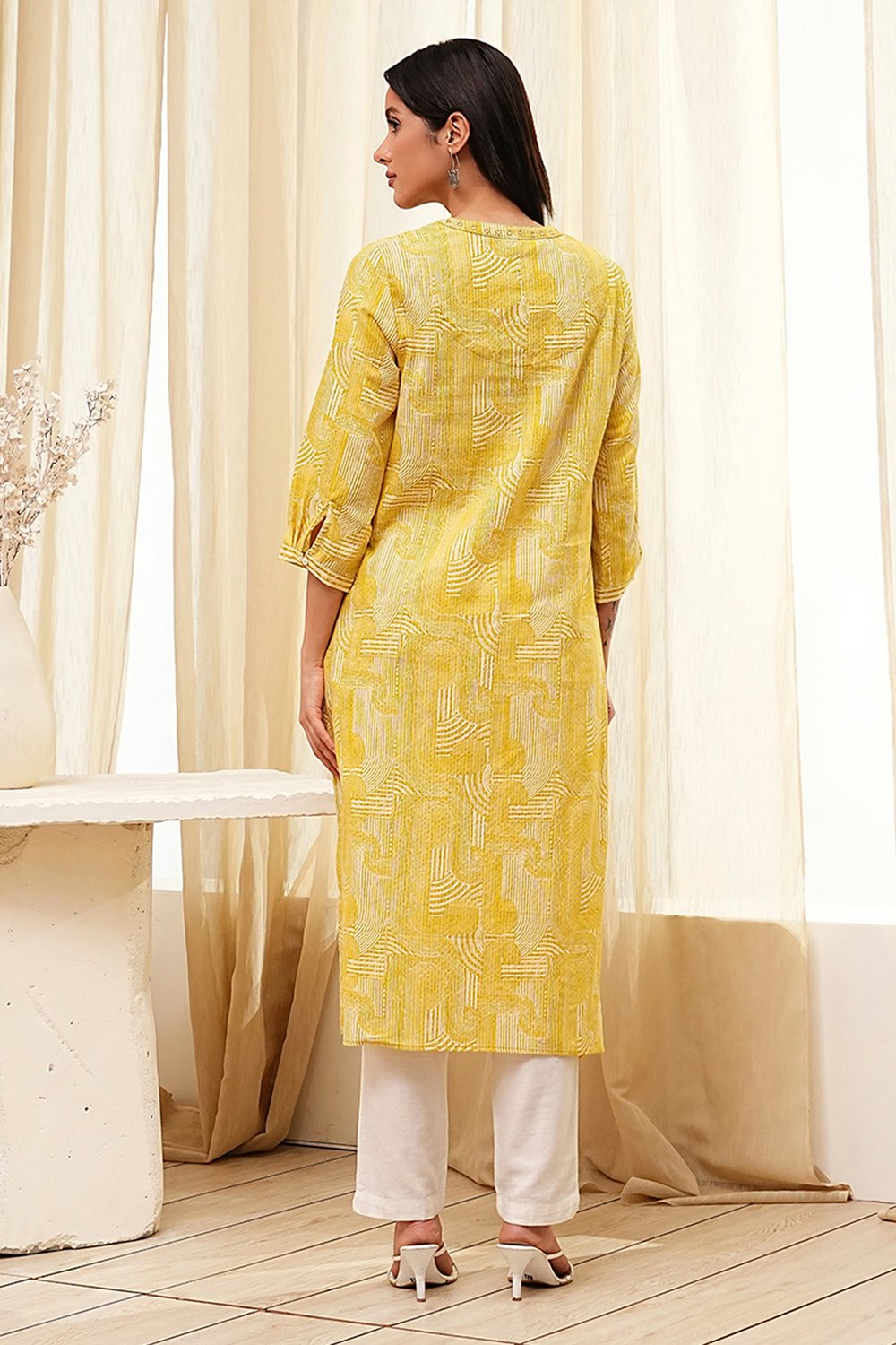 Yellow Cotton Printed Straight Kurta image number 3