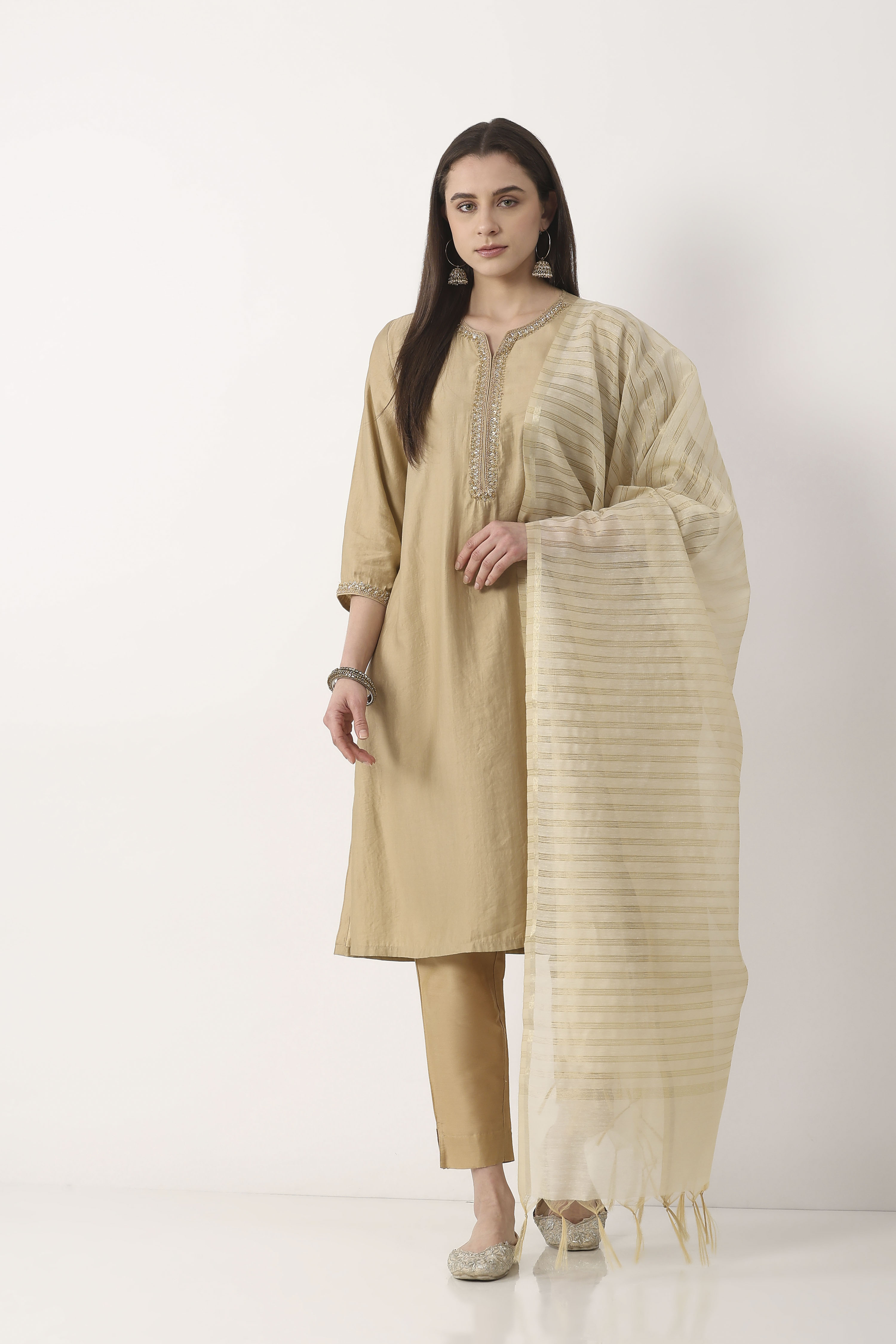 Off White Art Silk Dupatta image number 3