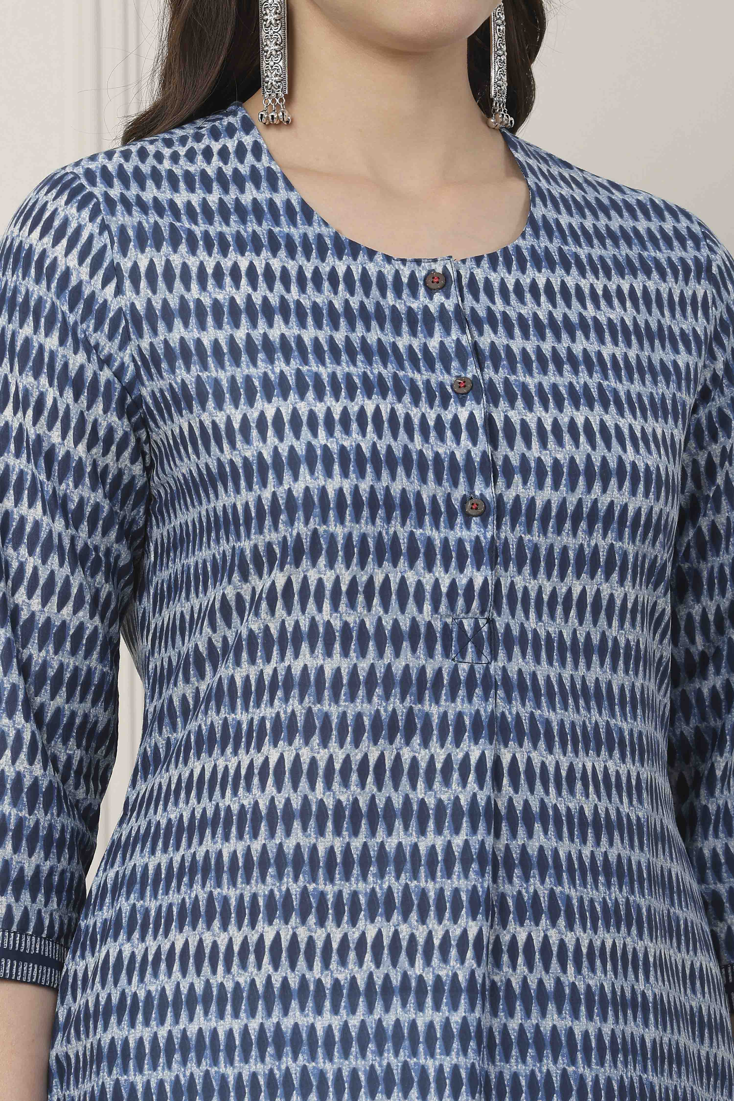 Indigo Blue Geometric Printed Straight Kurta image number 1